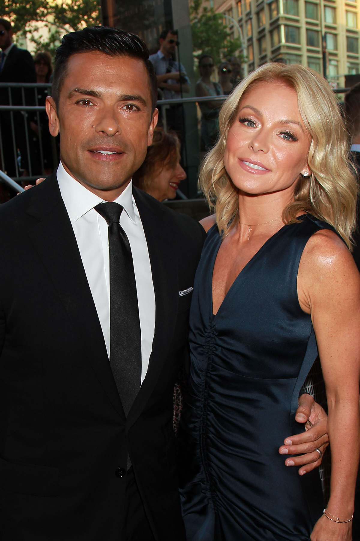 Kelly Ripa and Mark Consuelos Relationship Timeline