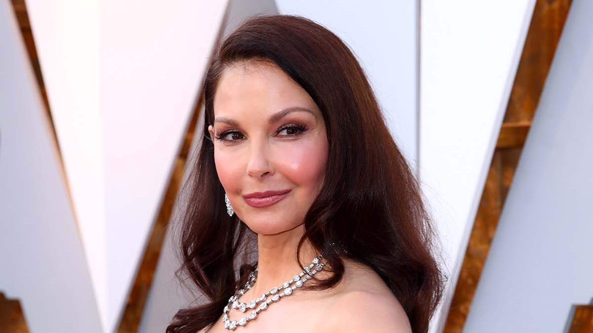 Ashley Judd Anal Porn - Ashley Judd Faced Past Trauma by Meeting Man Who Raped Her