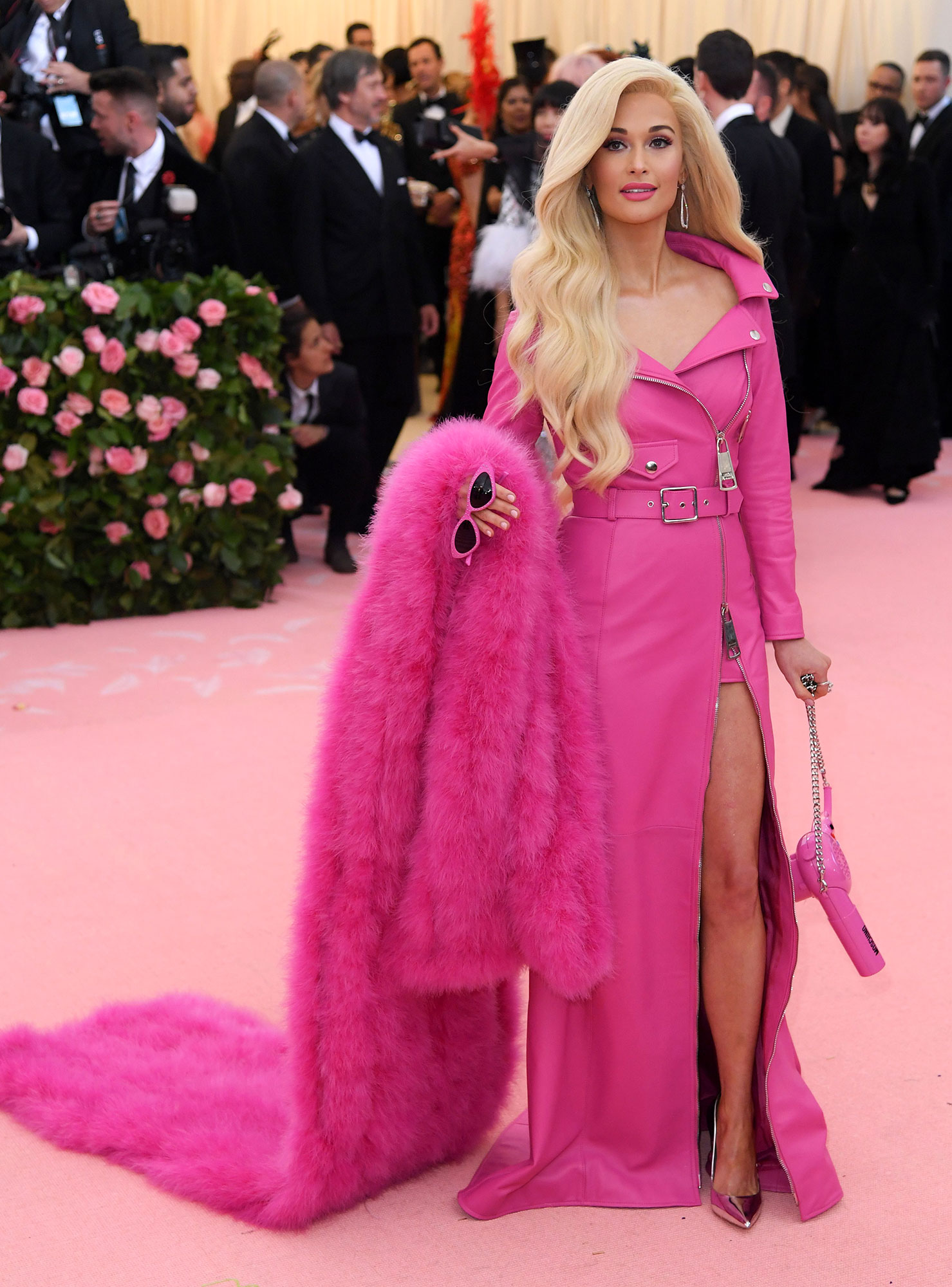 The Hot Pink Fashion Trend À La Alo