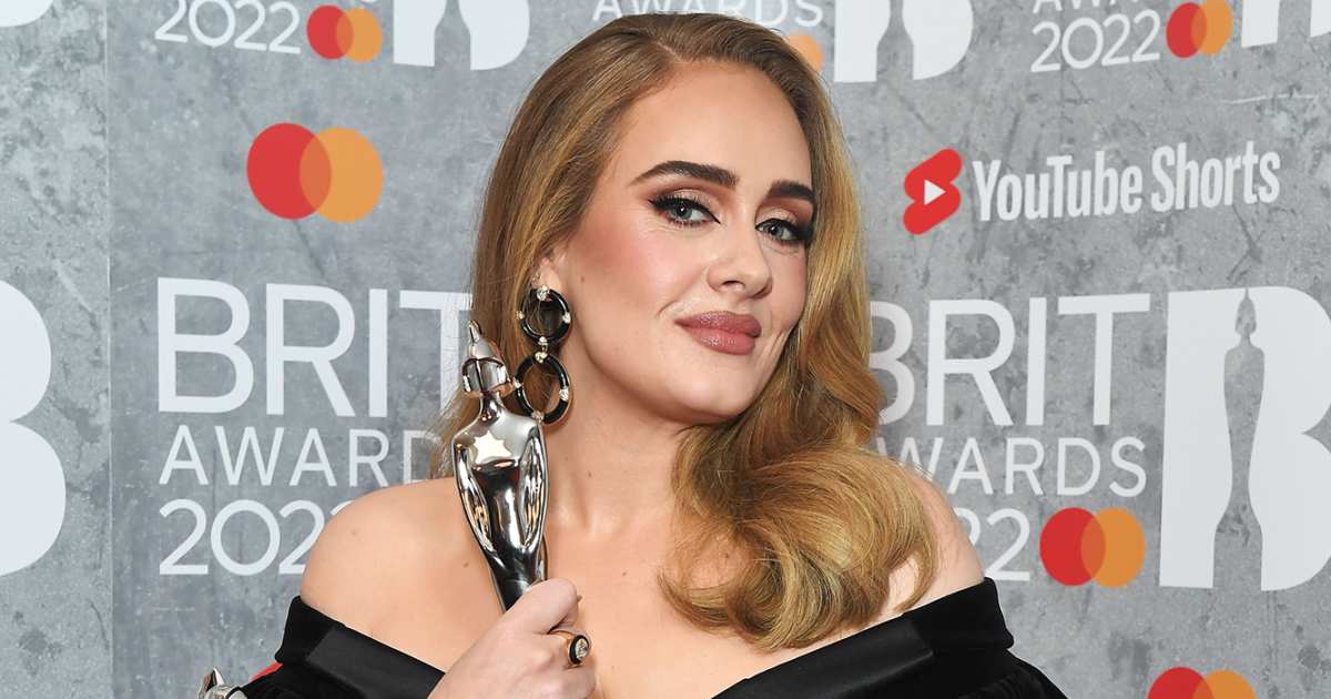 Adele 'disappointed' by women's comments about weight loss