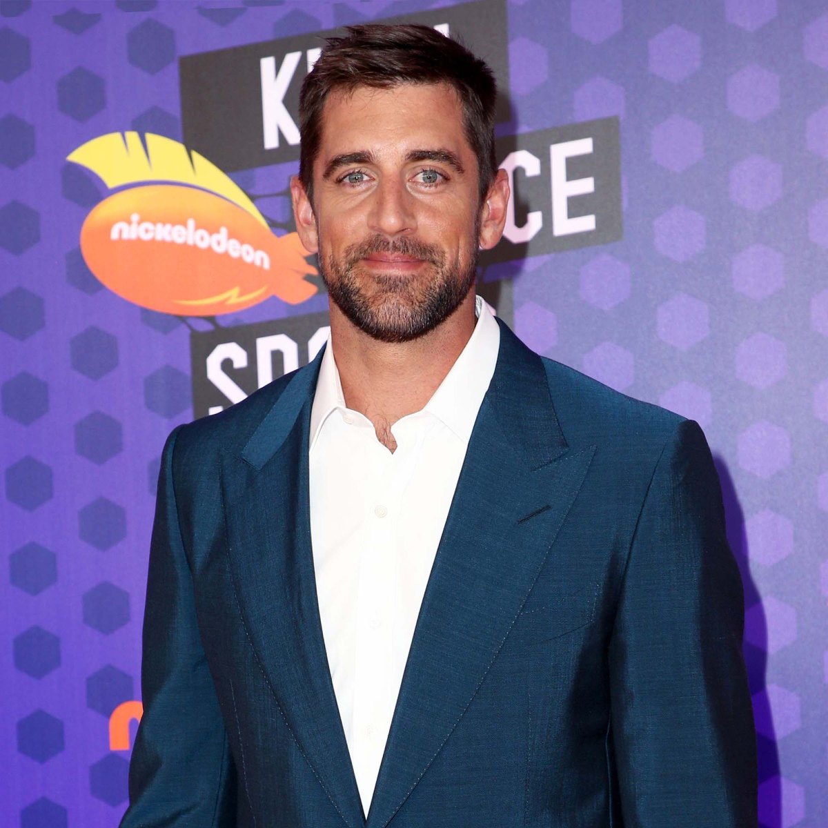 Aaron Rodgers' Halloween costume complicates COVID-19 problems