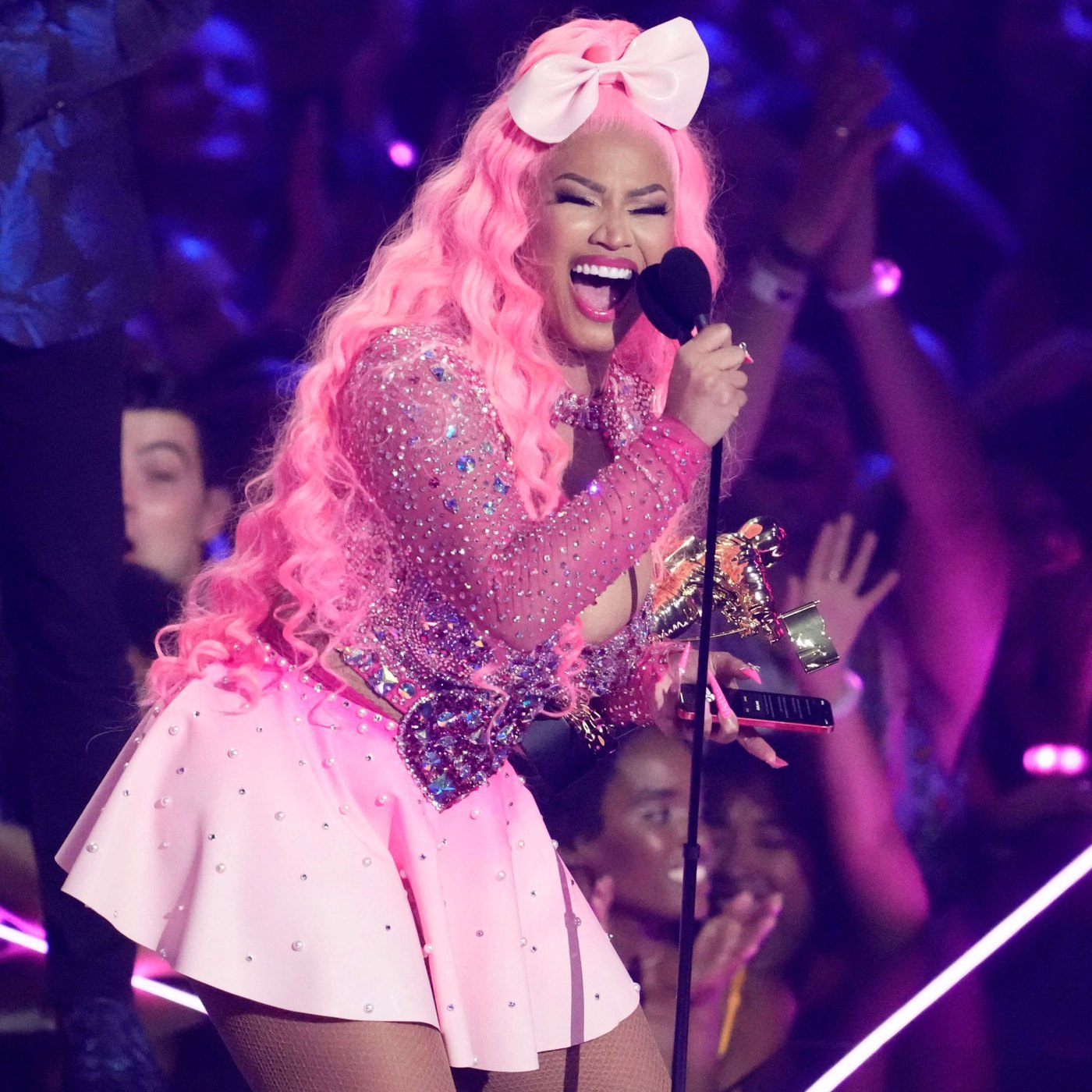 VMAs 2022: Nicki Minaj Performs, Wins Video Vanguard Award | Us Weekly