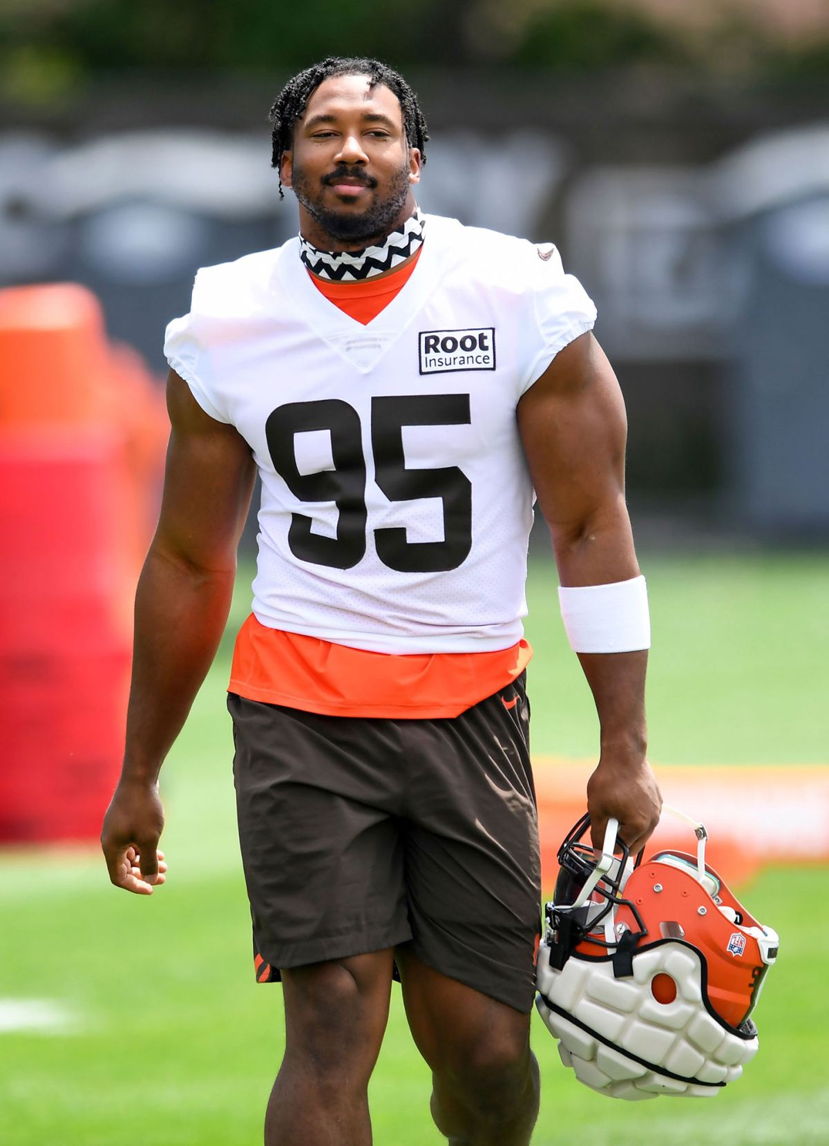 Browns star Myles Garrett has hilarious response to NFL drug tests