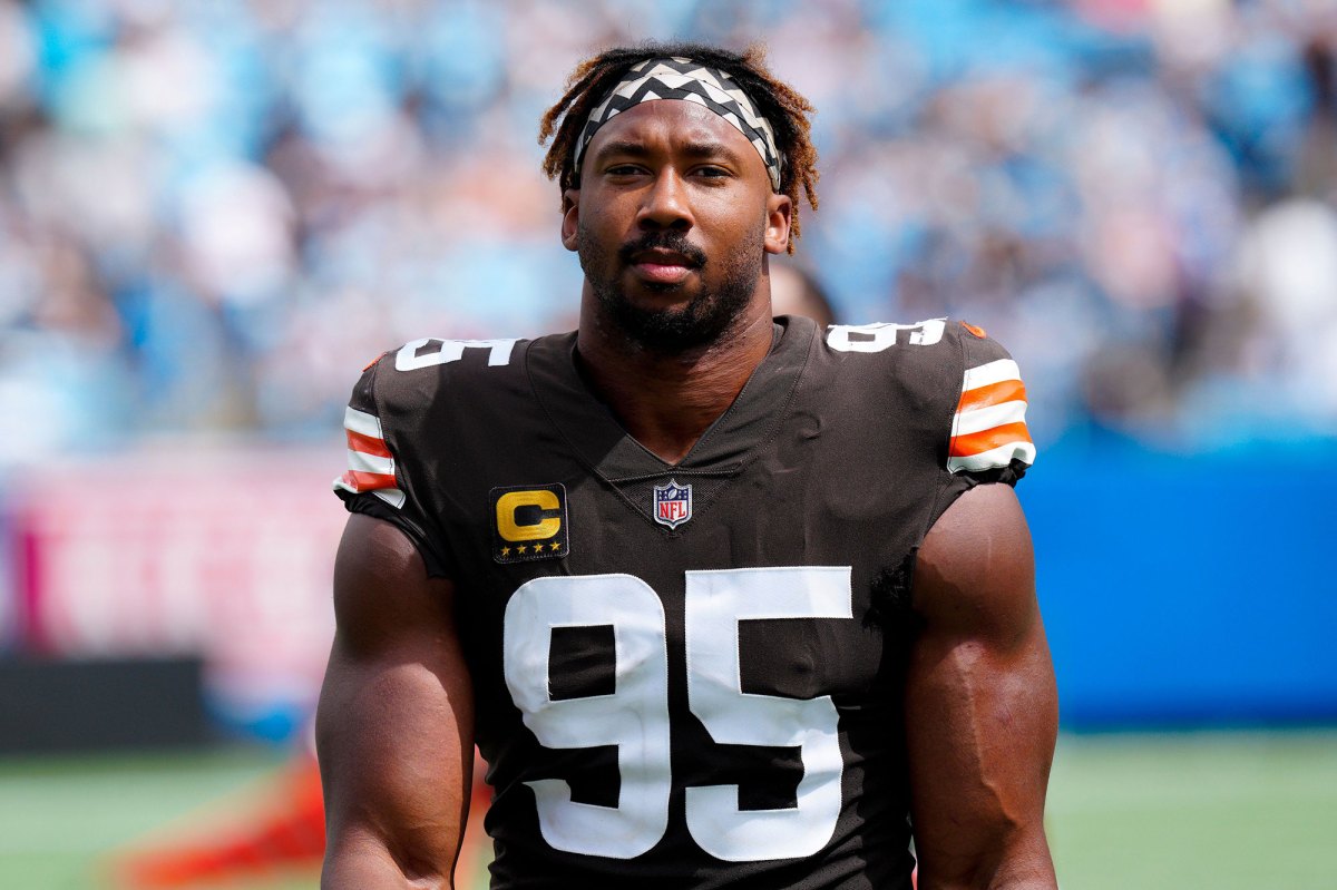 Browns' Myles Garrett officially reinstated