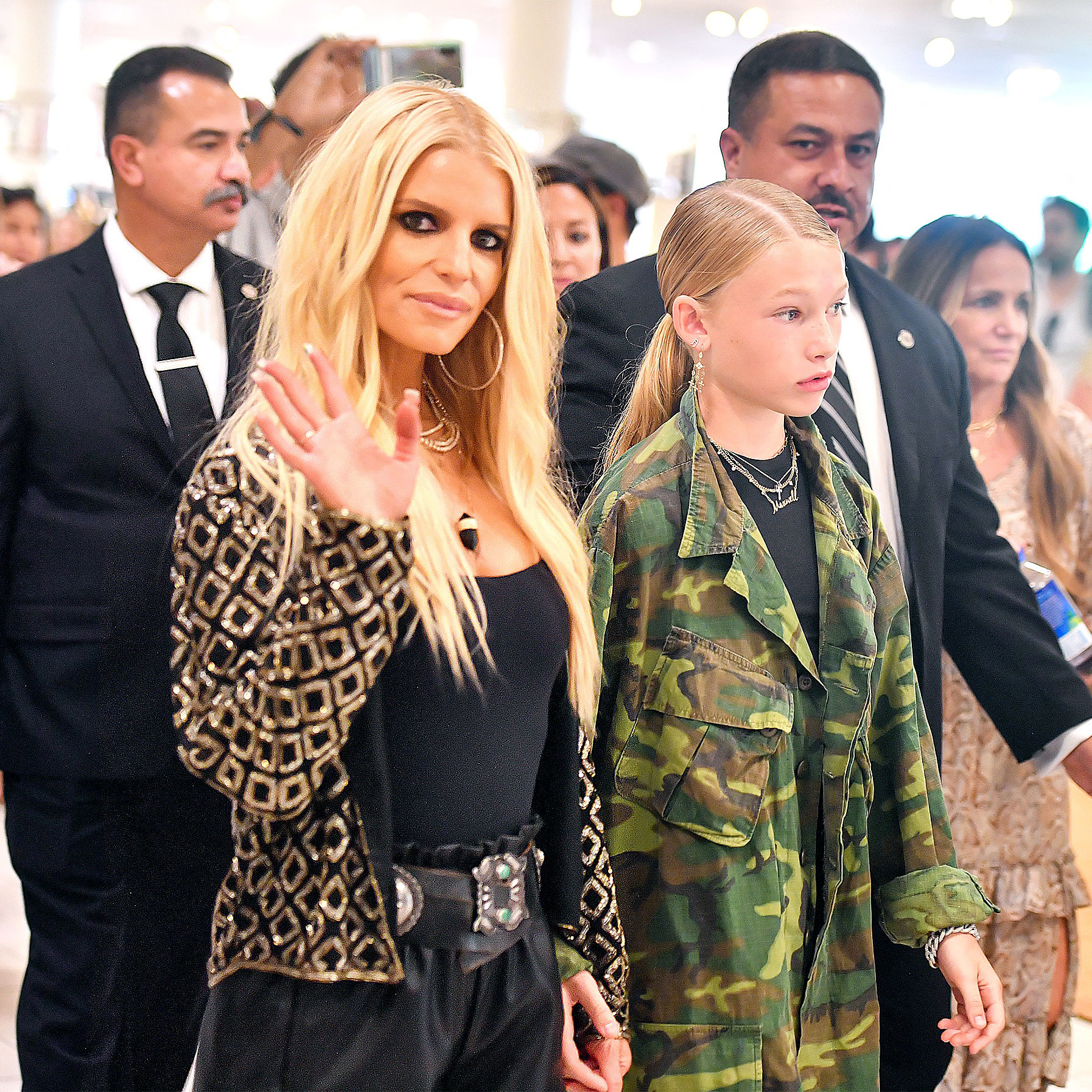 Jessica Simpson's 3 Kids Support Her at Fashion Launch: Photos