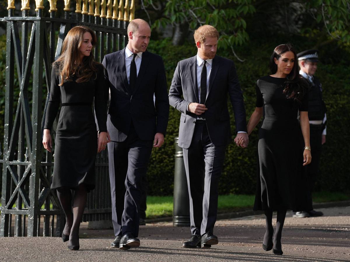 Prince William, Prince Harry Greet Mourners With Kate, Meghan | Us Weekly