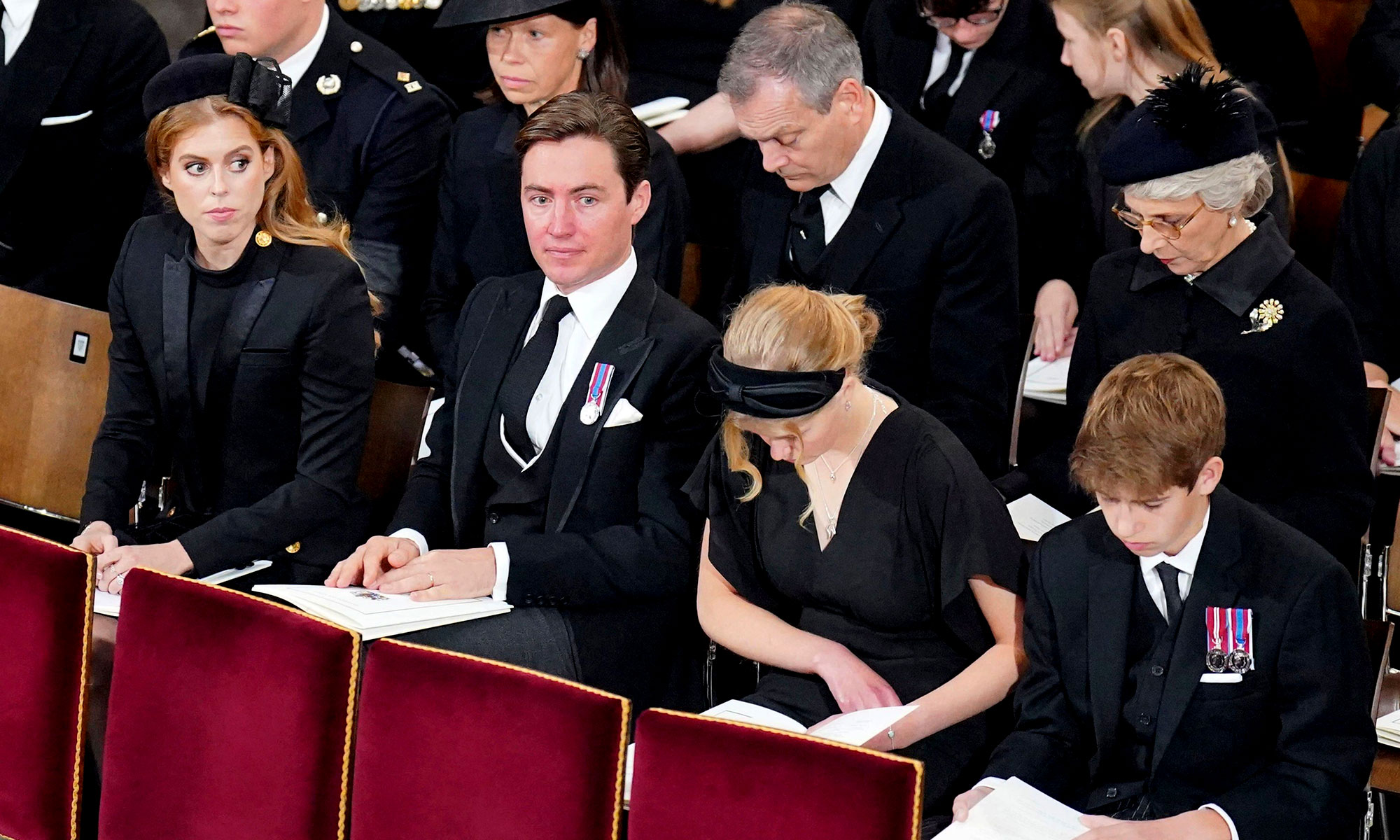 Princess Beatrice Edoardo Mapelli Mozzi Attend Queen s Funeral