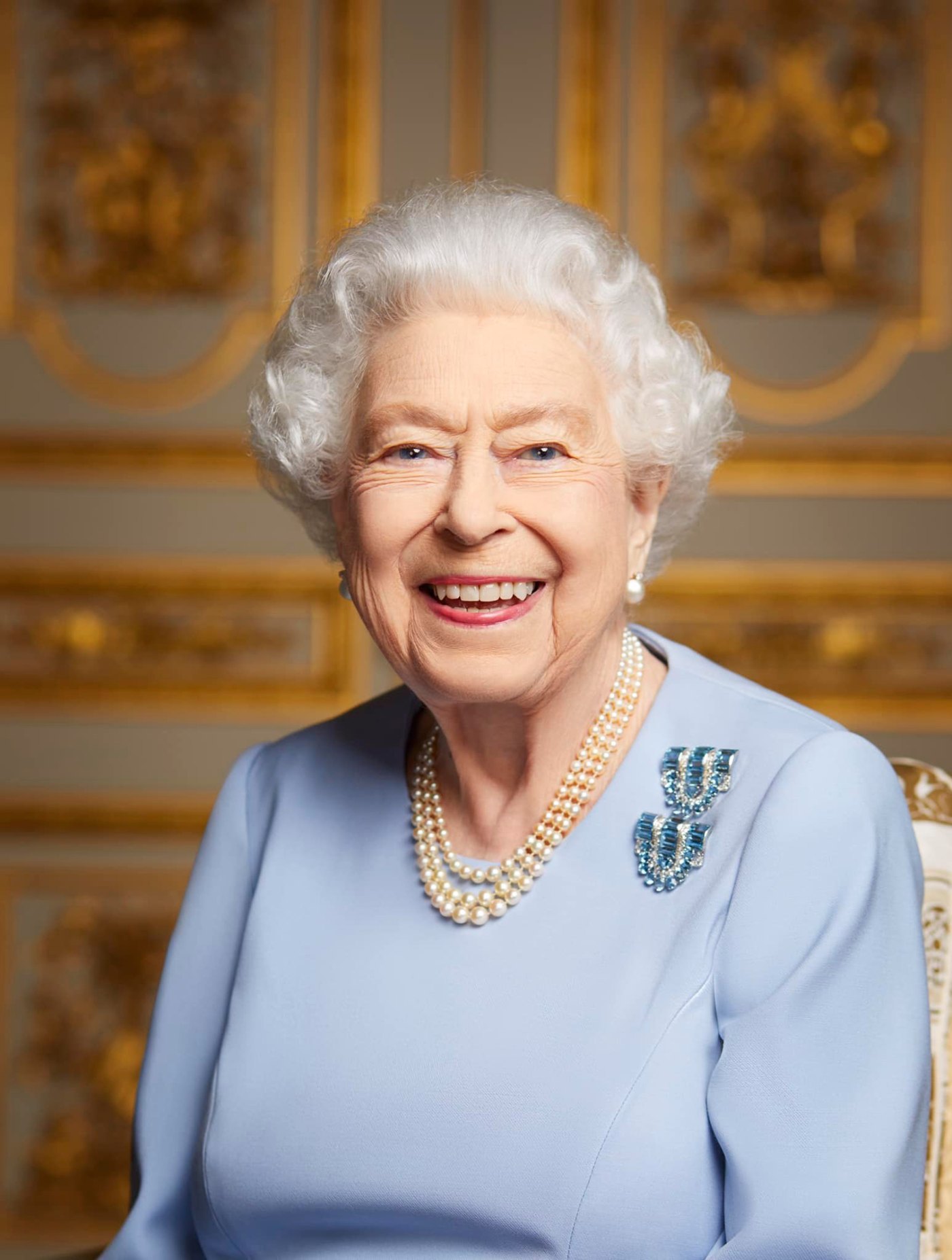 Queen Elizabeth Iis Platinum Jubilee Photo Released Before Her Funeral News And Gossip 