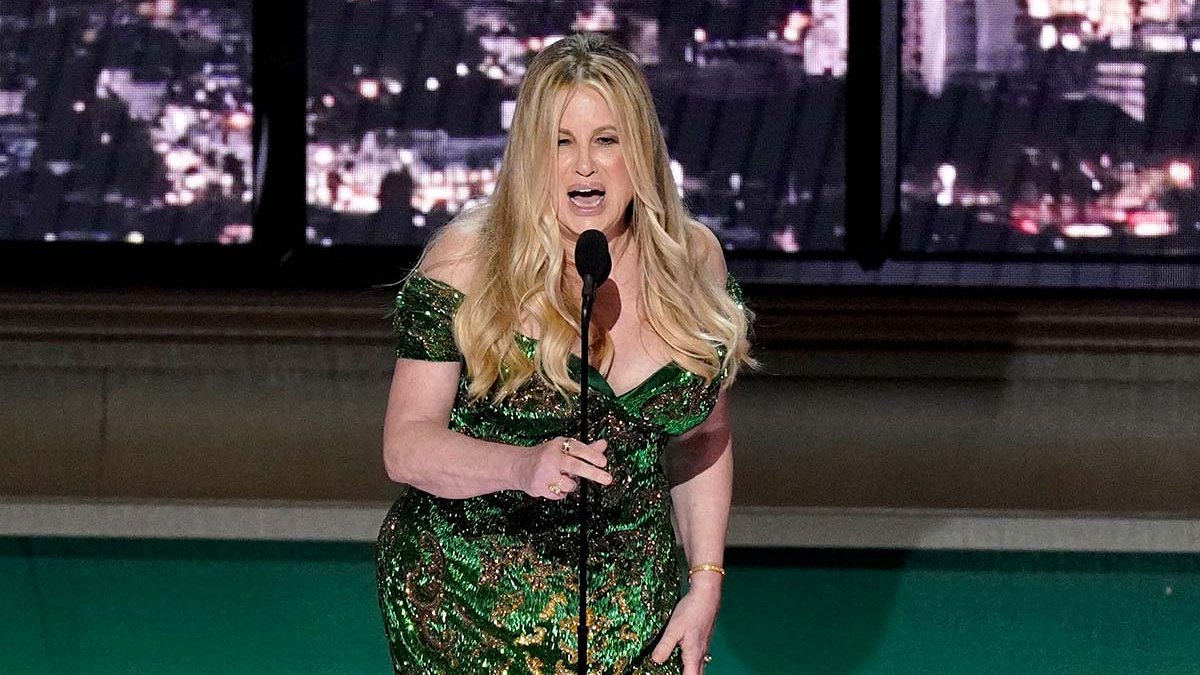 I Stick Out My Breasts Every Time Jennifer Coolidge Accepts an Award, by  Amy Sea