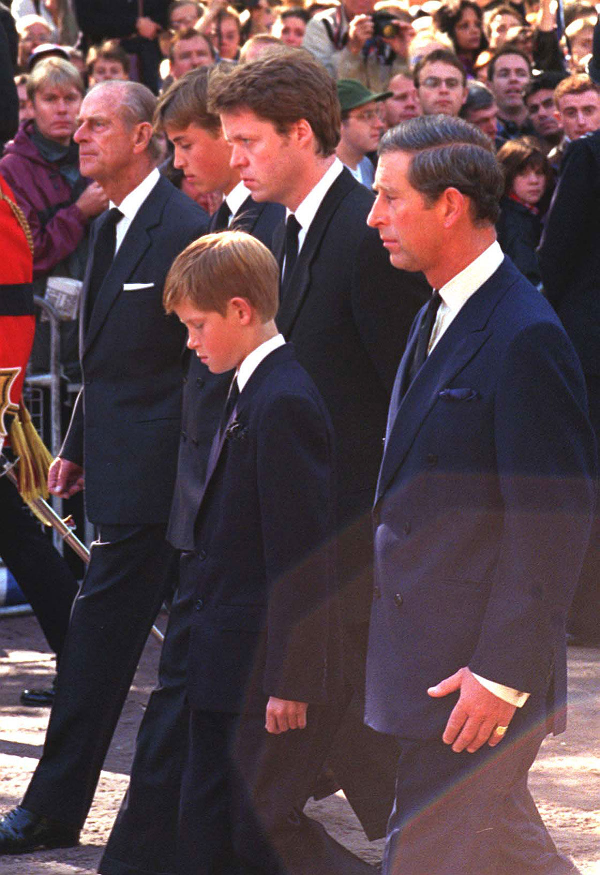 Prince William Reveals Who Decided He & Harry Walk Behind Diana's Coffin |  People NOW | People - YouTube