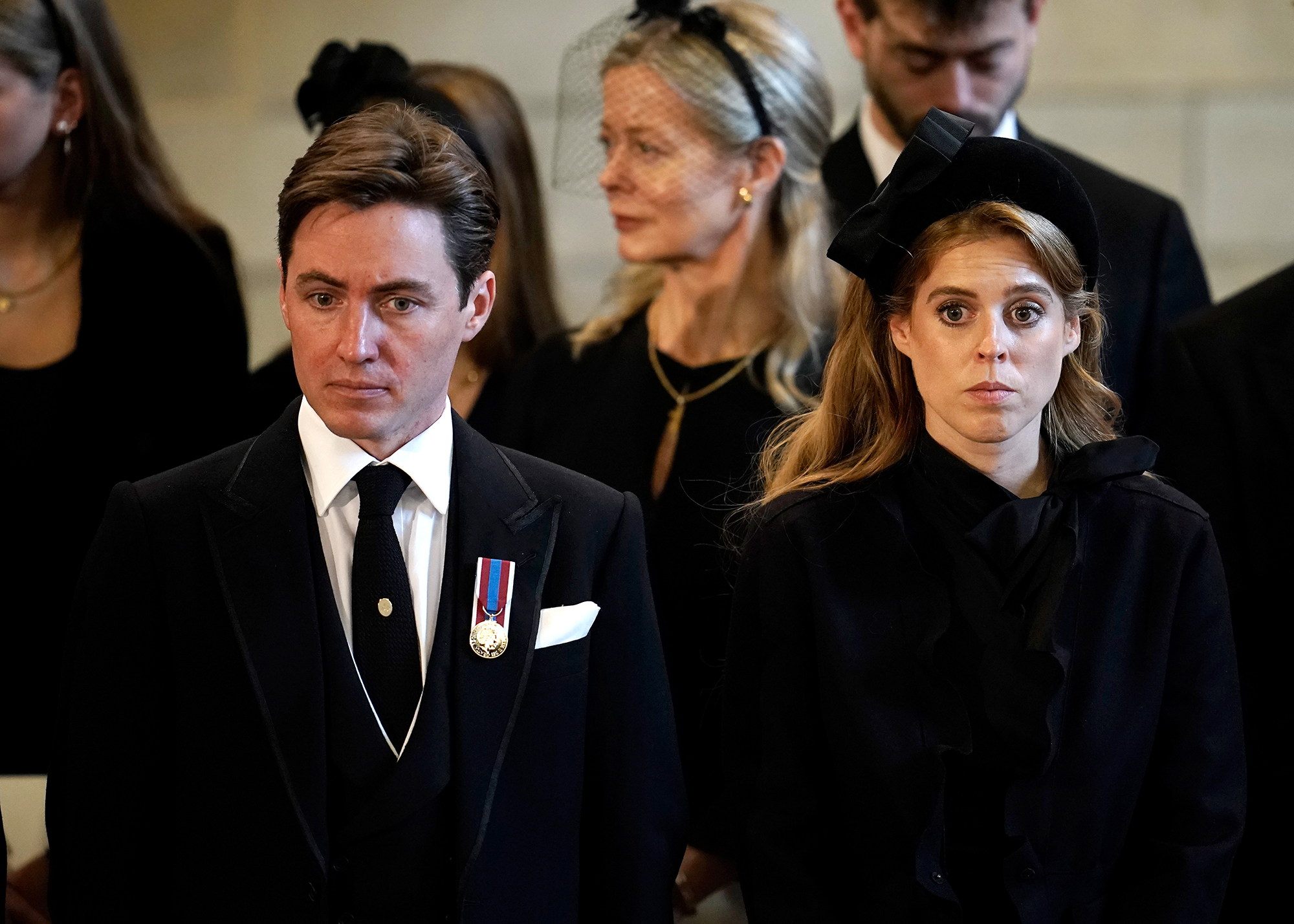 Cronograma do relacionamento da princesa Beatrice e Edoardo Mapelli Mozzi