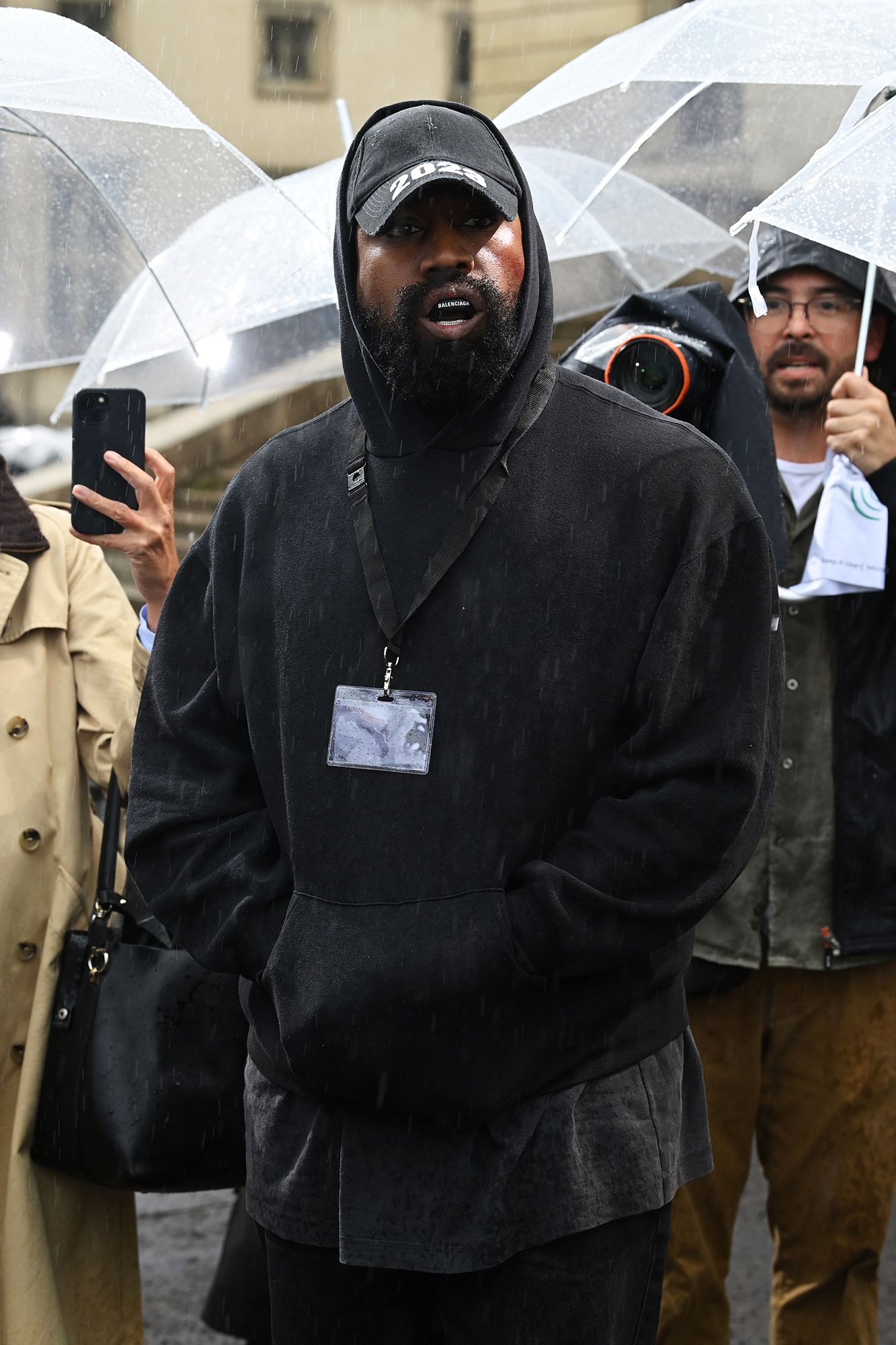 Kanye west wearing online hoodie