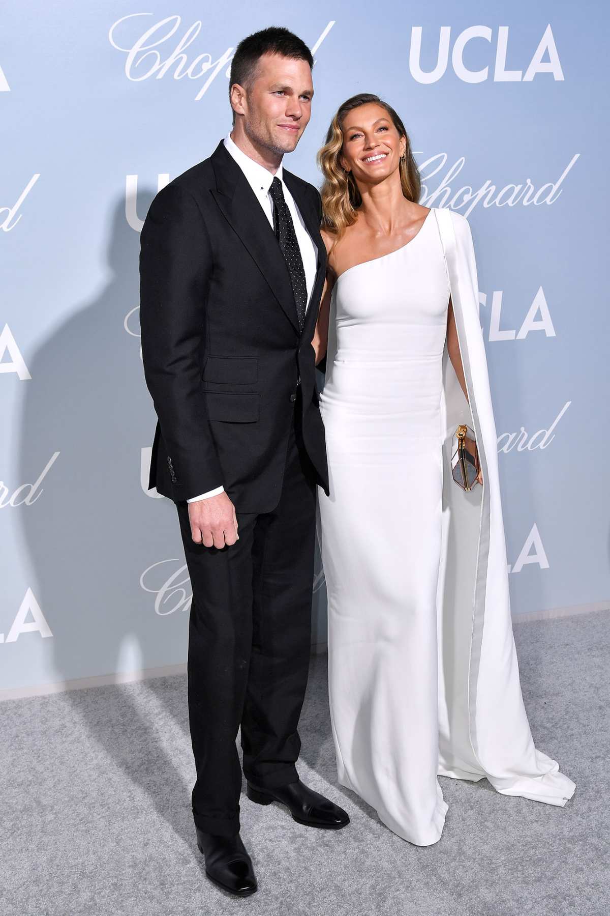 Gisele waiting on 'big gesture of support' from Tom as