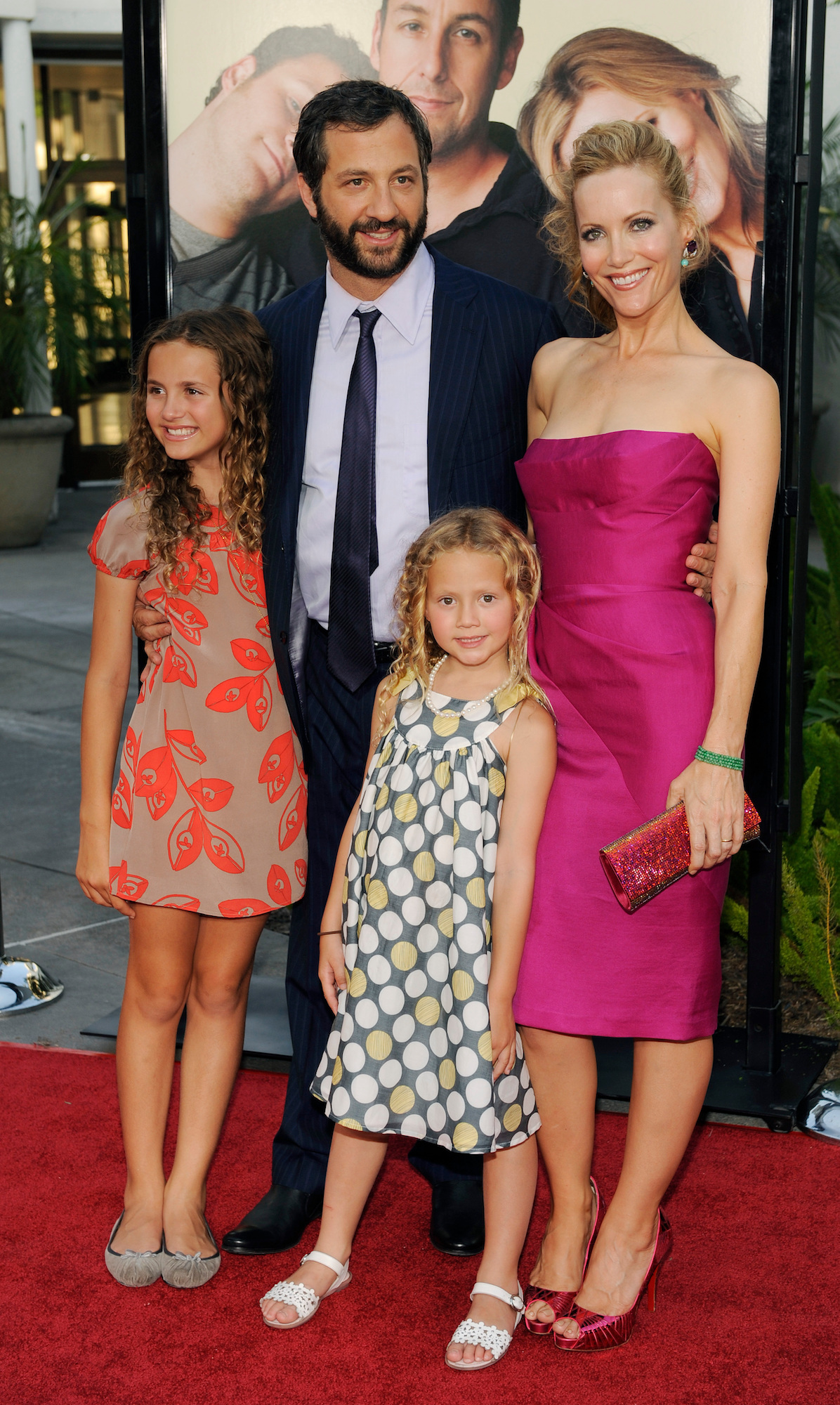Photo: Judd Apatow and Leslie Mann and their daughters attend the This Is  40 premiere in Los Angeles - LAP2012121245 