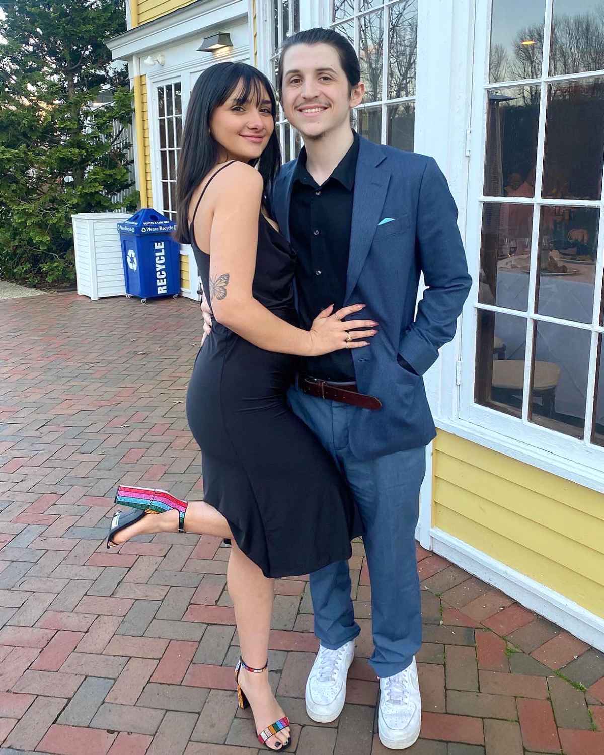 Matt Turner with his wife : r/Gunners