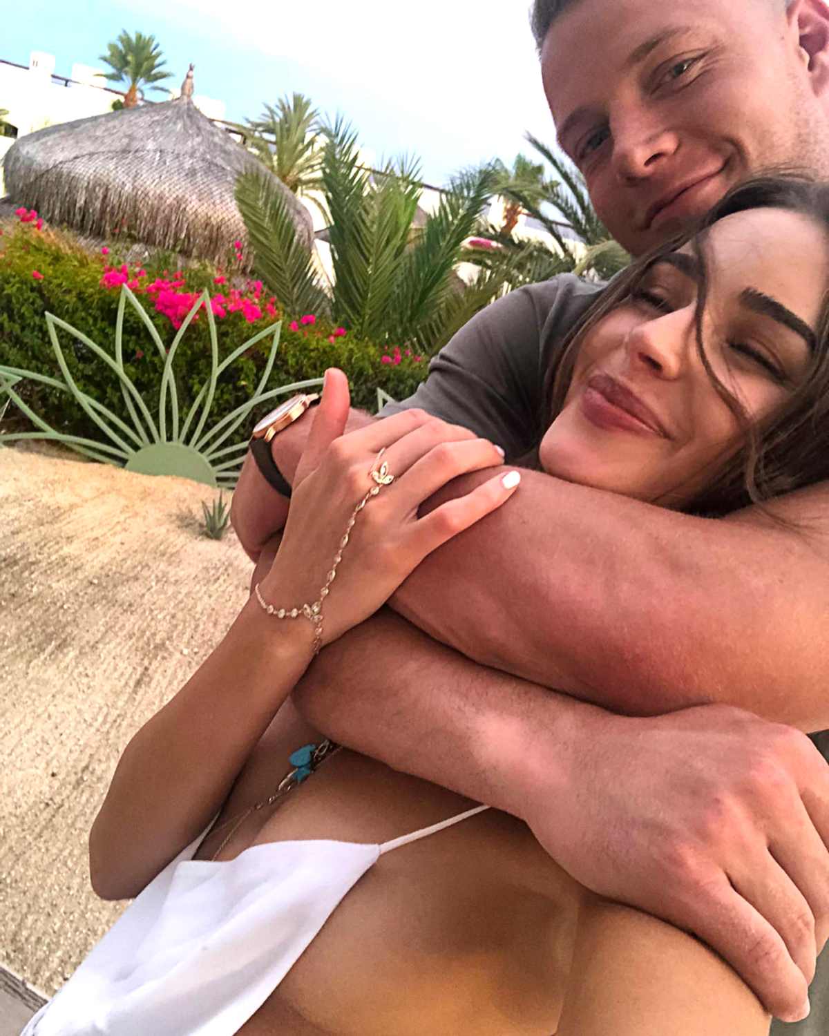 Olivia Culpo, Christian McCaffrey enjoy 'staycation' after 49ers win