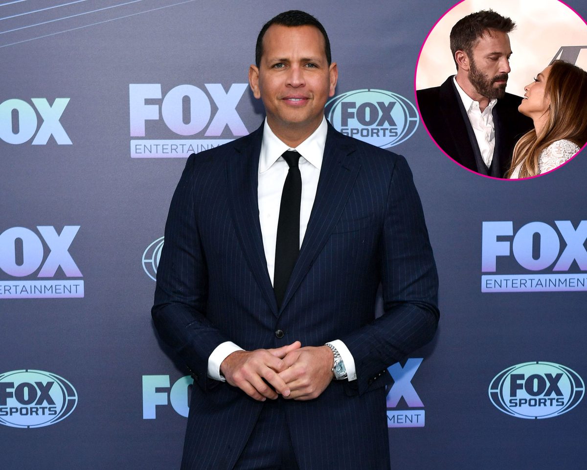 Former New York Yankees Great Alex Rodriguez Responds to Ex