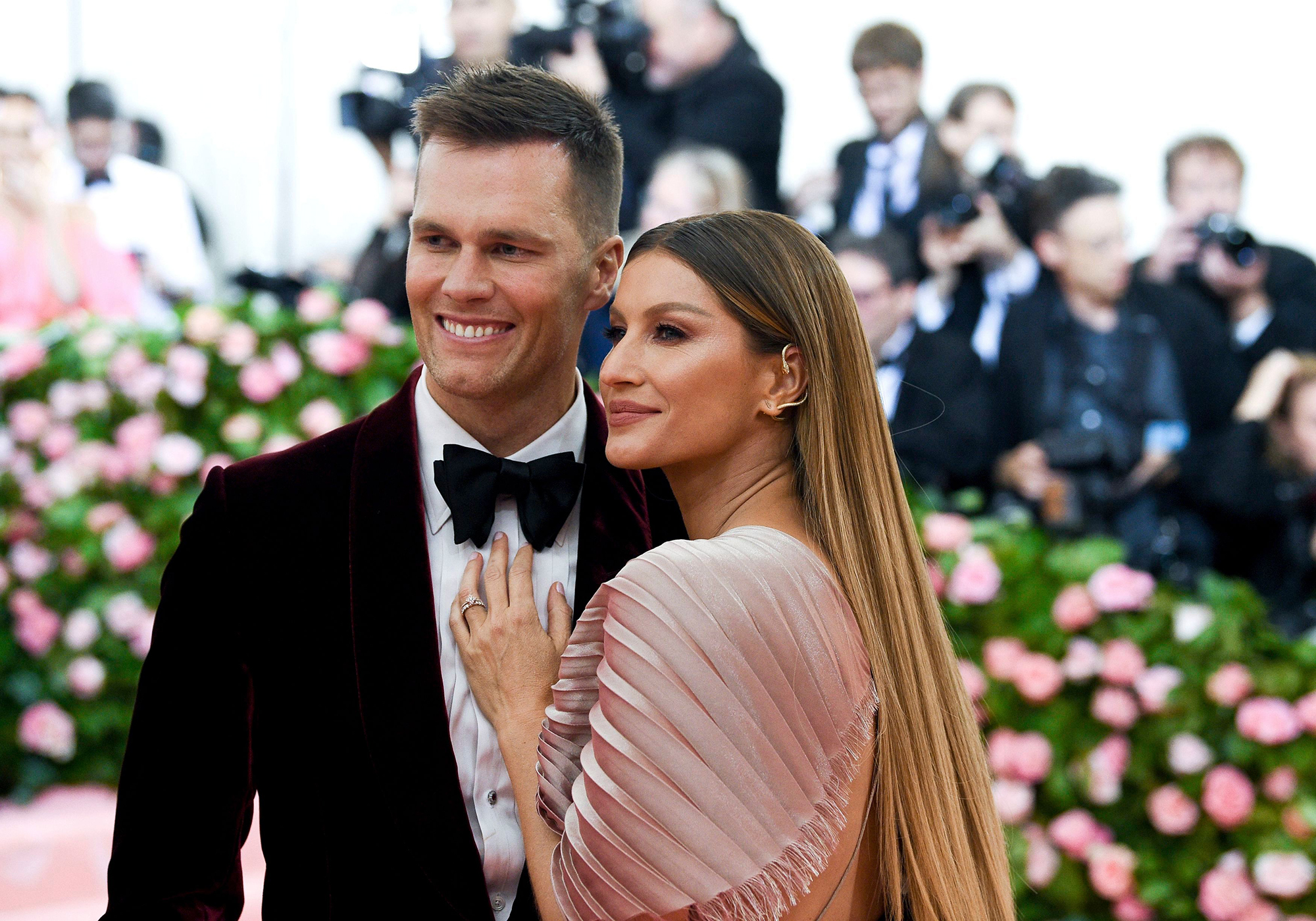 Gisele Bündchen debunks rumors about Tom Brady divorce: 'The death of my  dream'