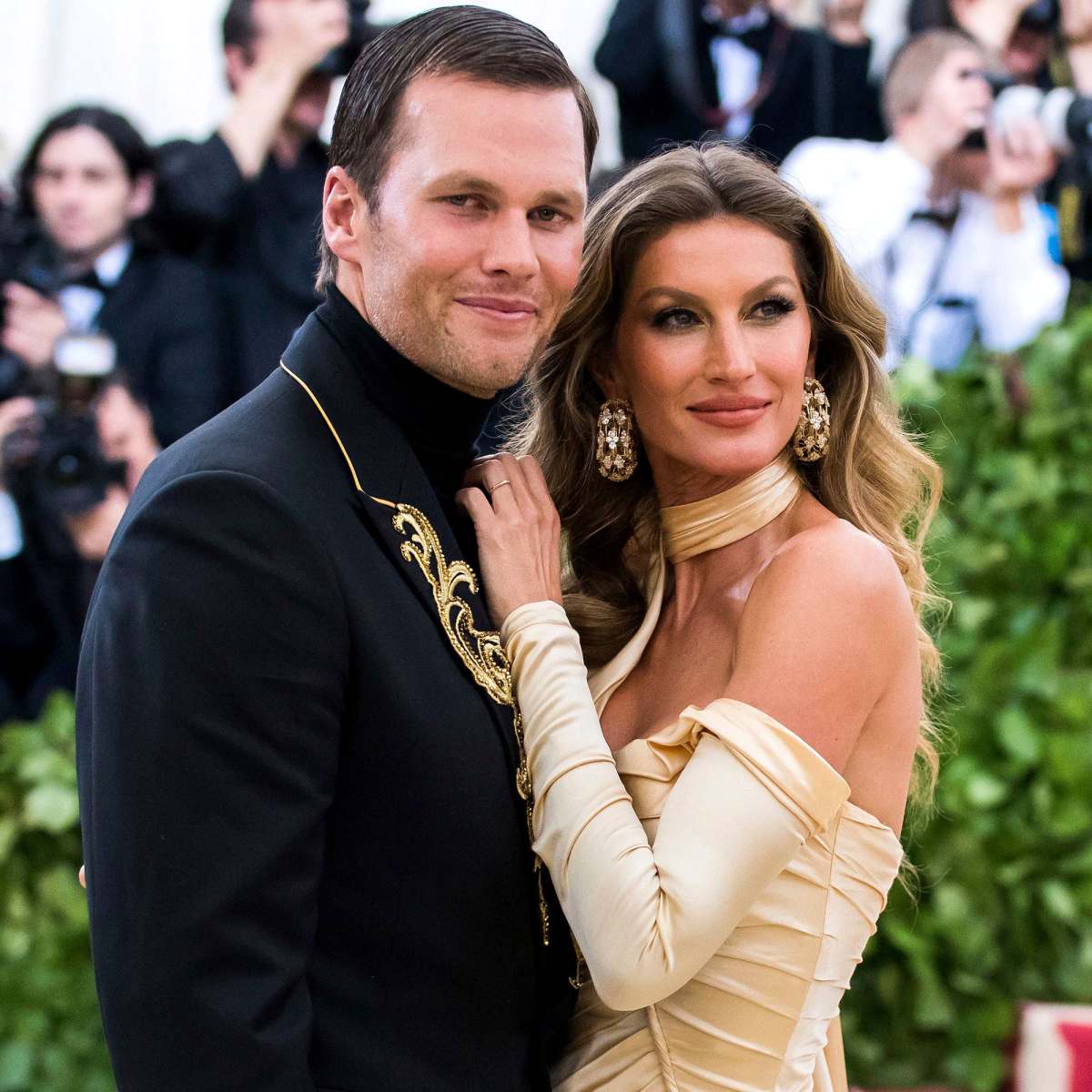 Tom Brady Visits Son Amid Marital Woes With Gisele Bündchen