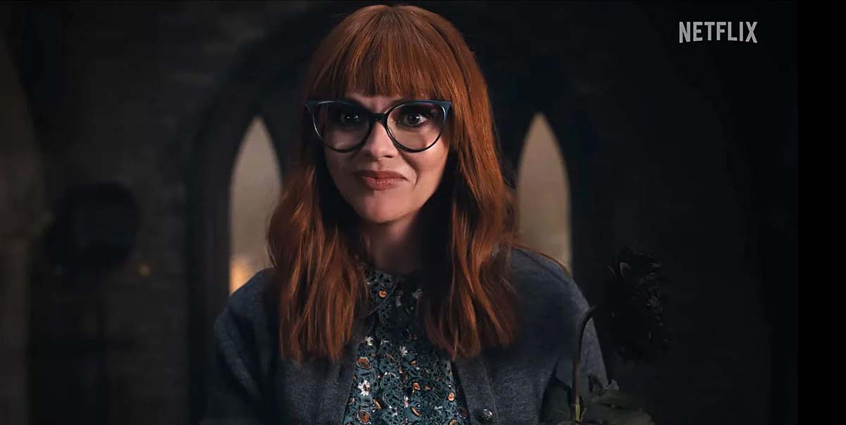 ลุคแรกของ 'Wednesday' ซีซั่น 2 ยั่วยวน Pugsley เข้าร่วม Nevermore Academy