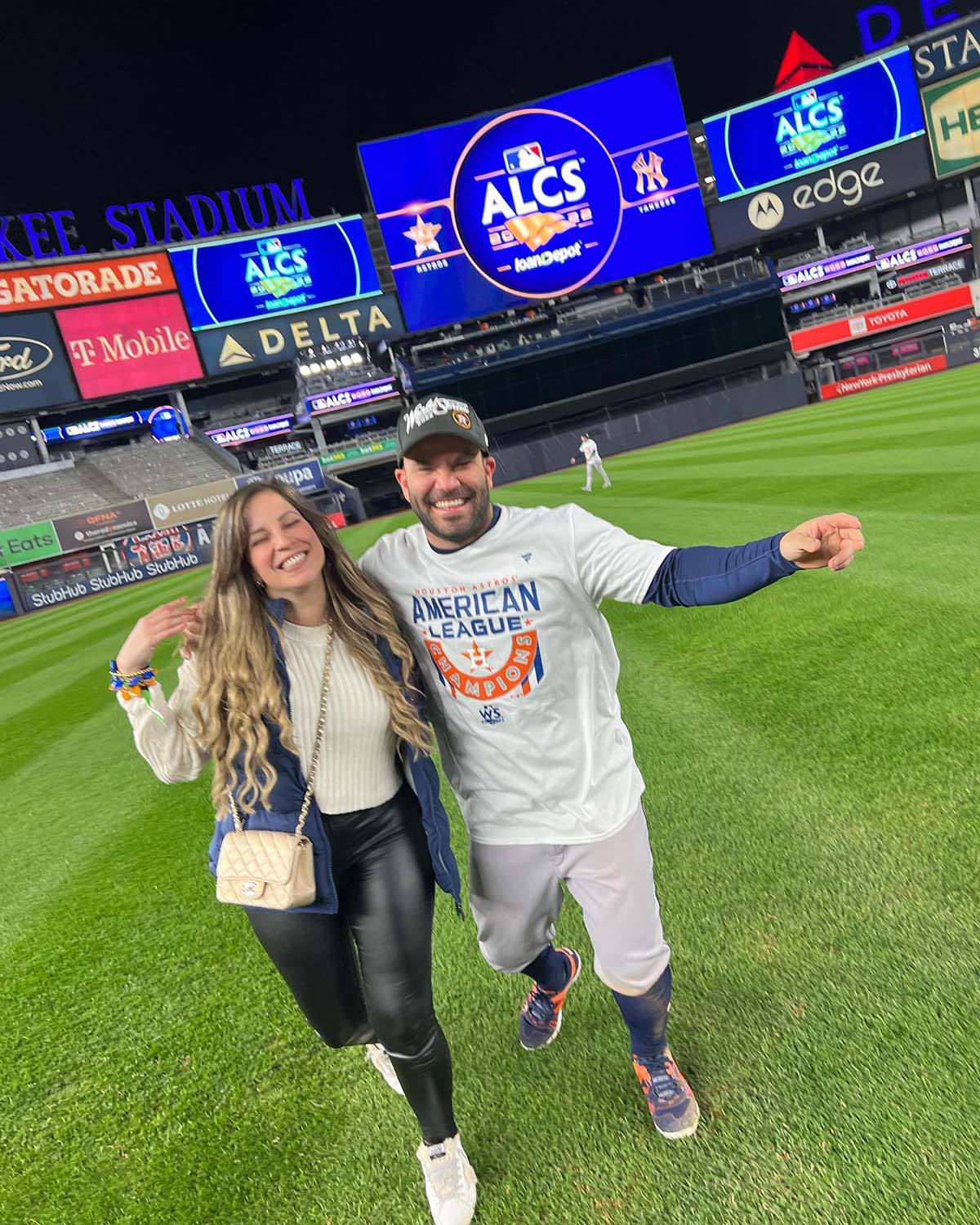 New Astros baby on board! Jose Altuve, wife expecting new baby