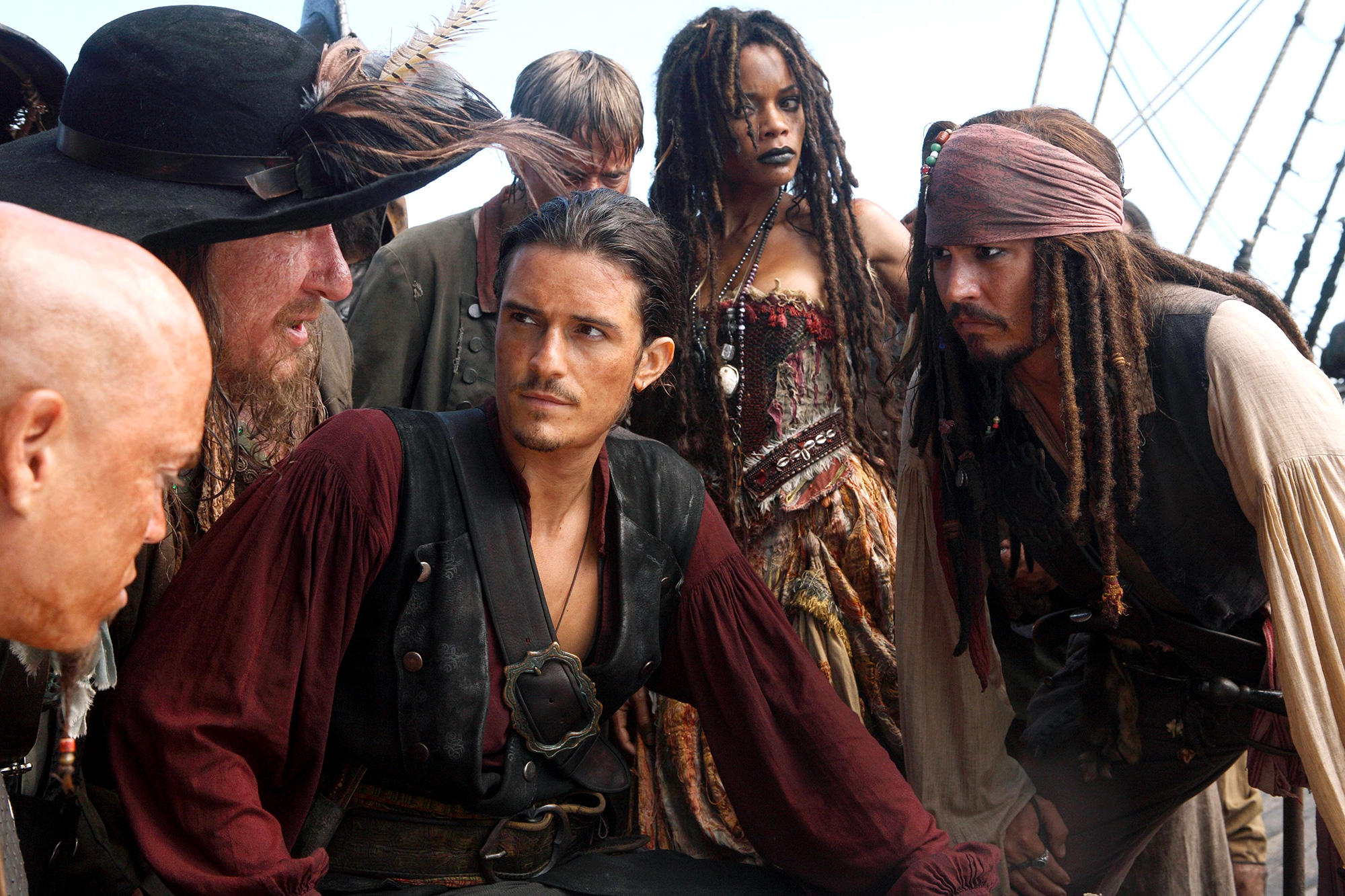  Pirates of the Caribbean: At World's End : Johnny Depp, Keira  Knightley, Orlando Bloom: Movies & TV