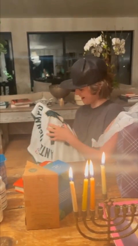 Alicia Silverstone Surprises Son Bear With Signed NBA Jersey for Hanukkah - 593
