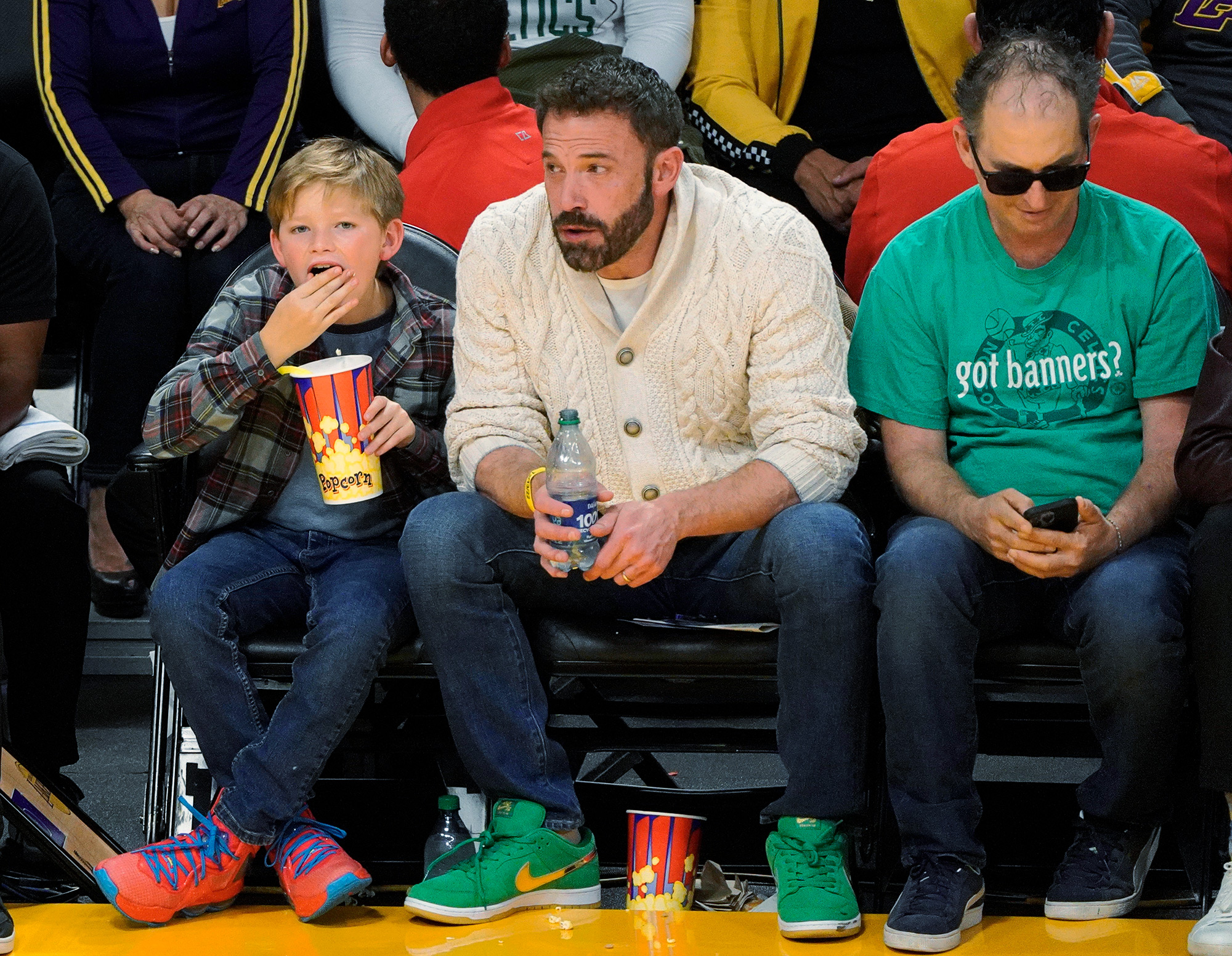 Celebrities at Lakers Games Sitting Courtside Over the Years – Footwear News