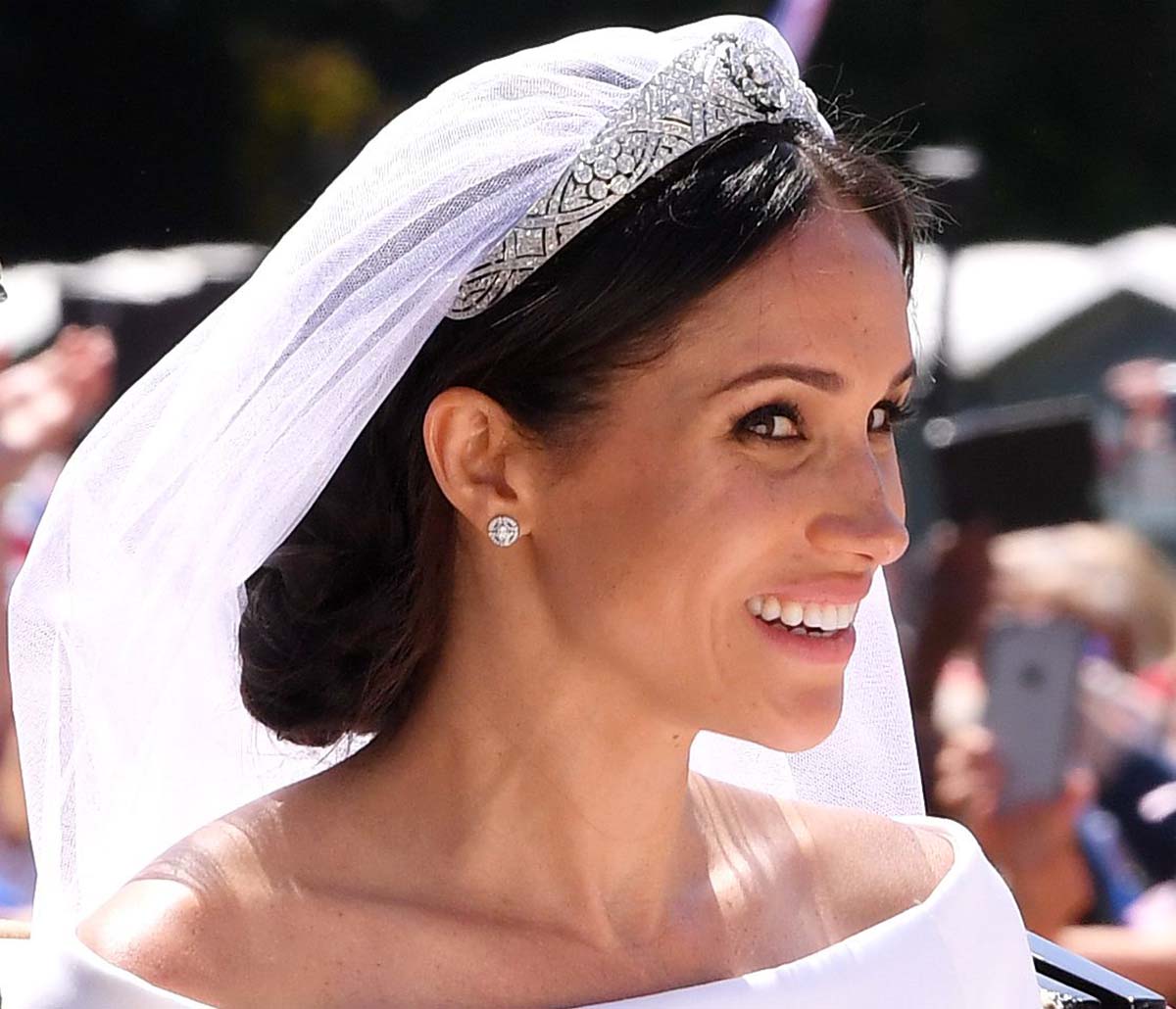 Meghan Markles Wedding Dress Details Everything To Know Us Weekly 4915