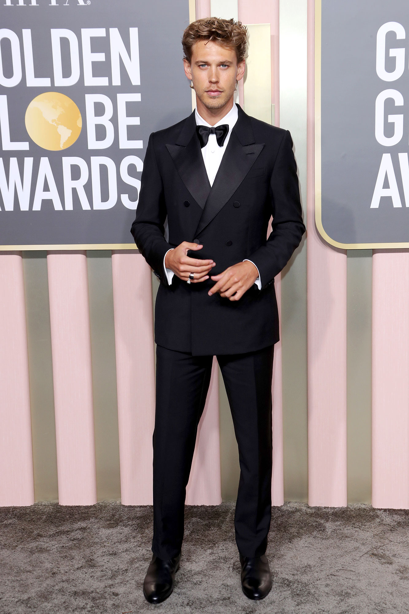 Louis Vuitton Lighter Golden Globe Award