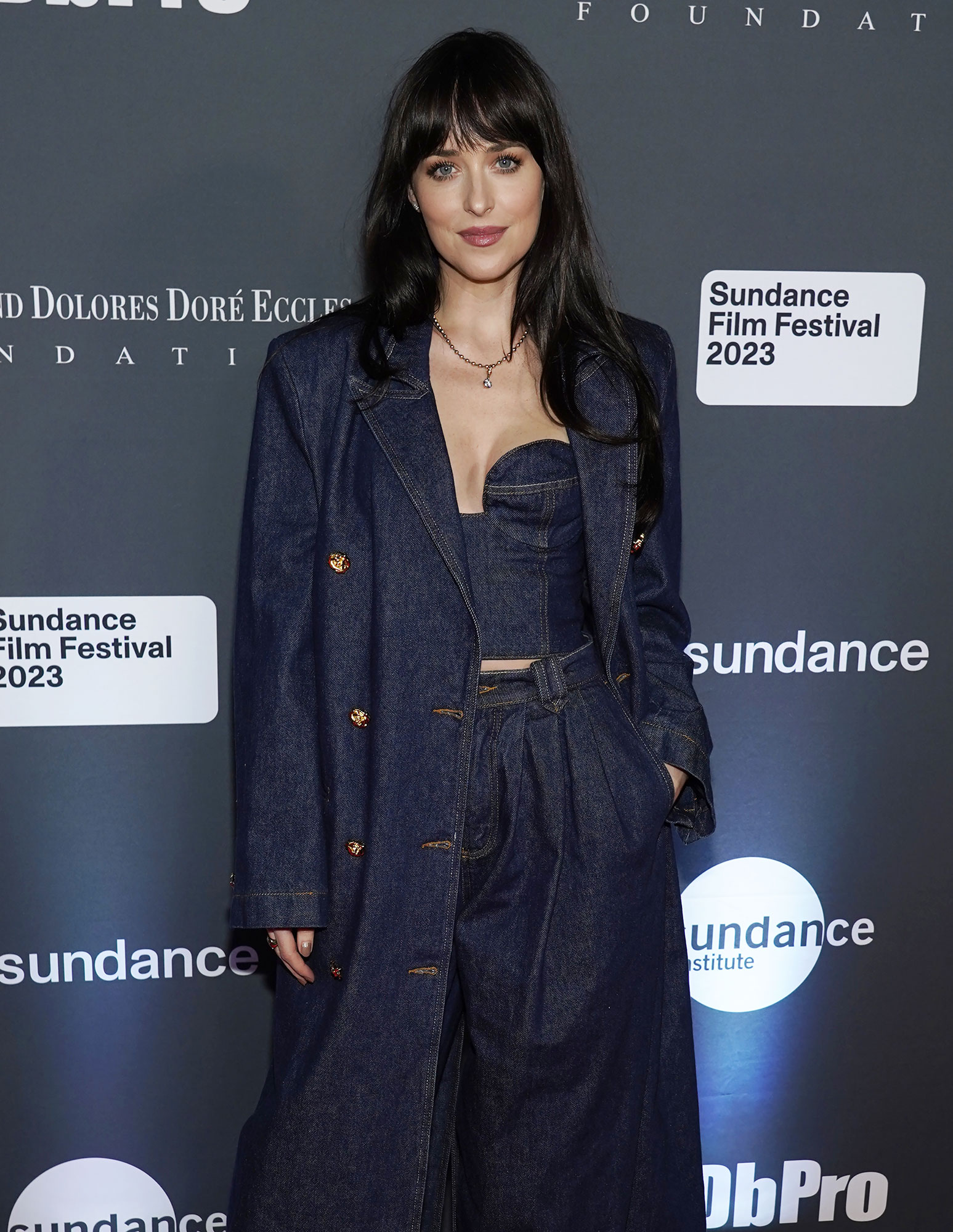 Dakota Johnson just made baggy jeans red carpet-appropriate 