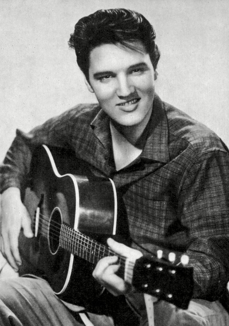 Les tragédies les plus déchirantes de la famille Presley au fil des ans - La mort subite d'Elvis et plus - 123