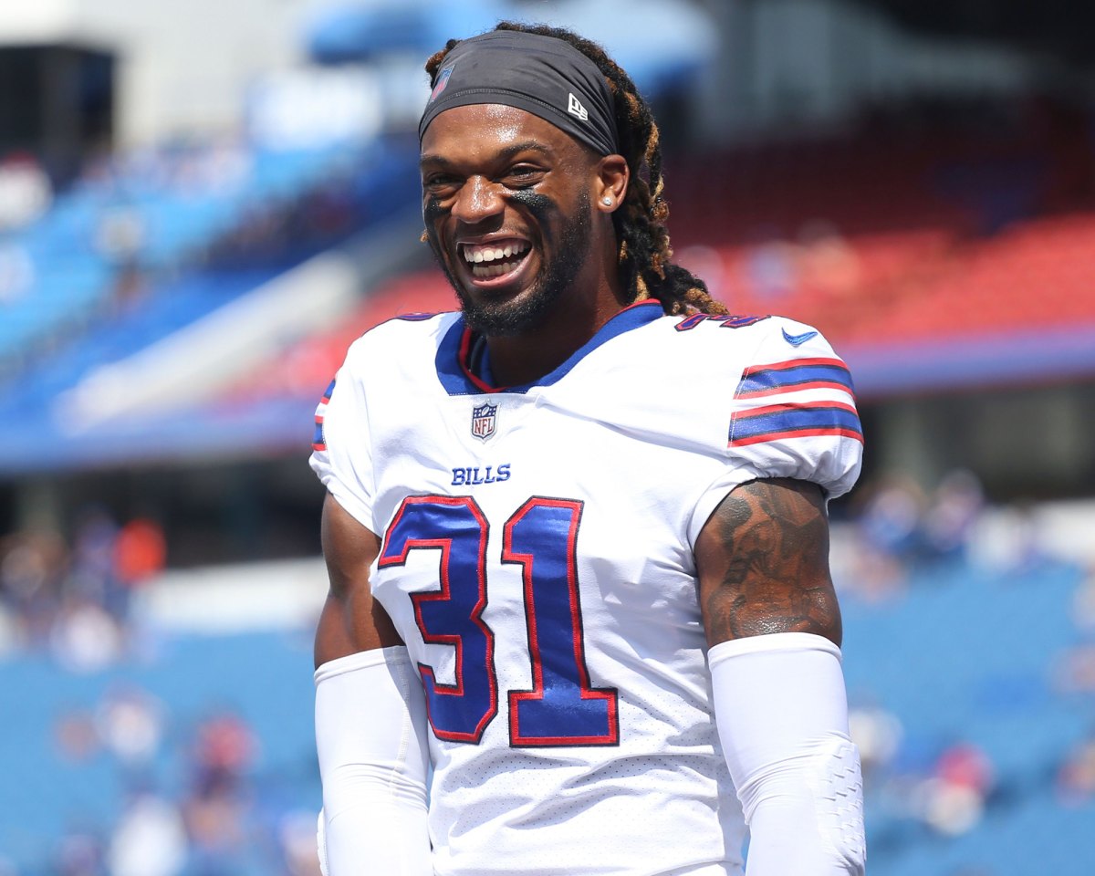 Damar Hamlin: Uncle Gives Update, Buffalo Bills Safety Sedated – NBC New  York