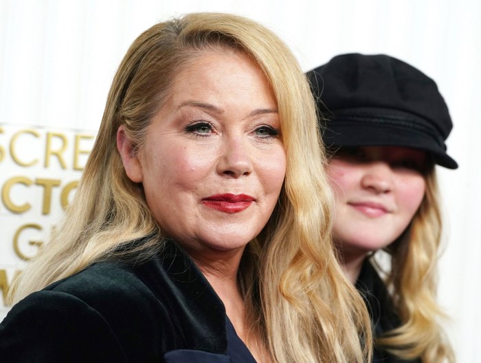 SAG Awards 2023 Christina Applegate Attends Amid MS Battle Us Weekly