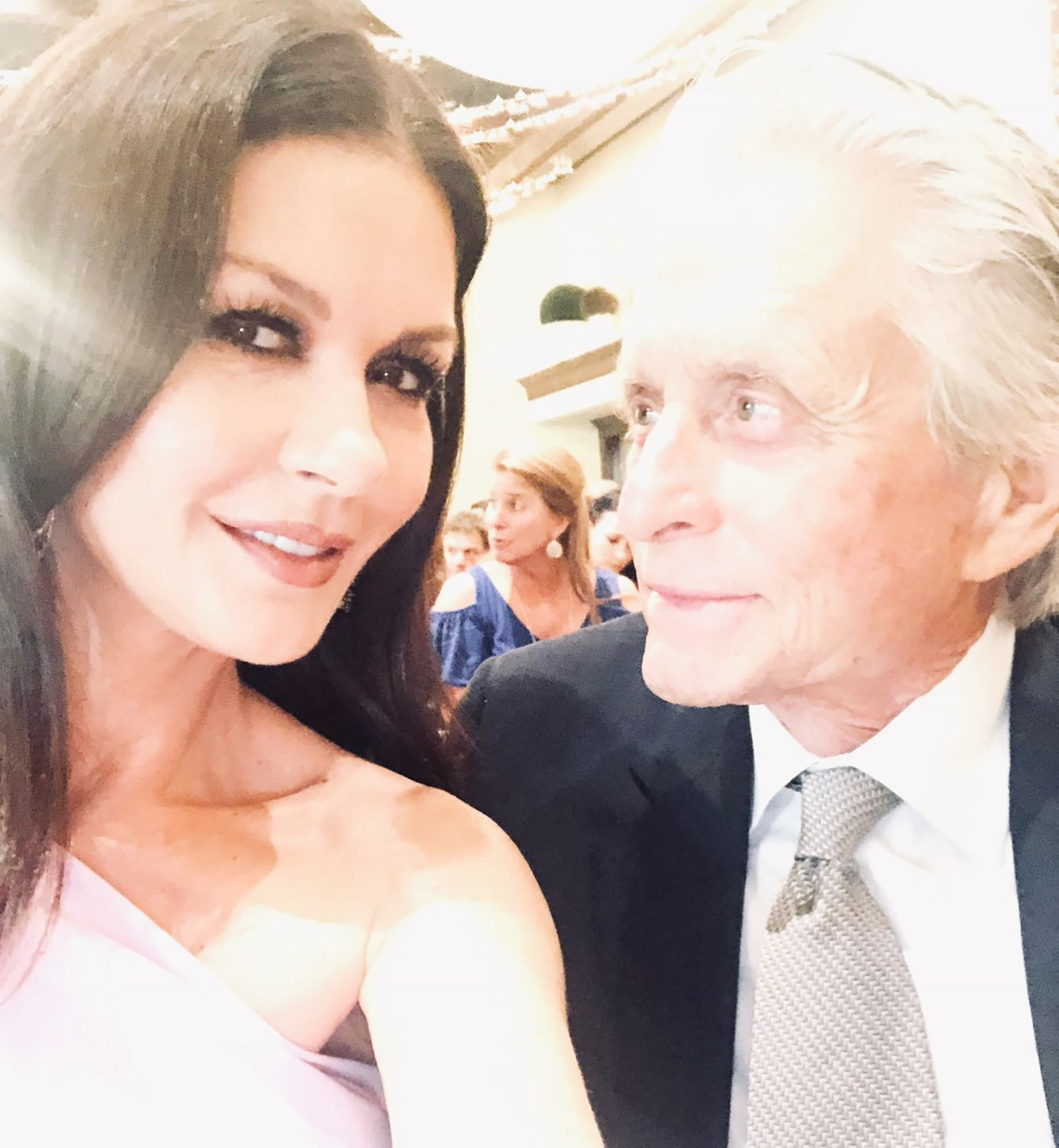 Michael Douglas Catherine Zeta-Jones'la İki Çocuğuyla Kırmızı Halıda