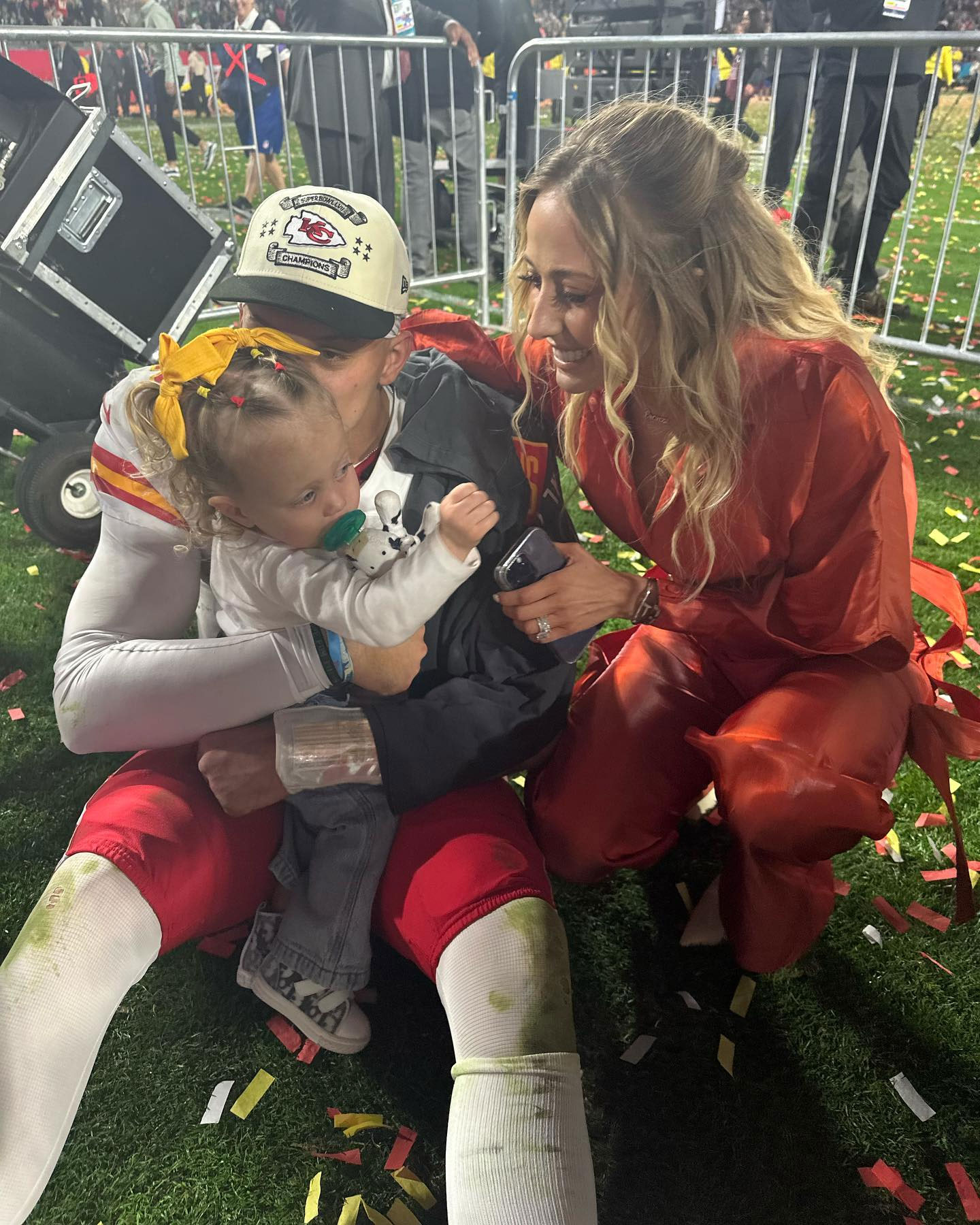 Patrick Mahomes Praises Wife Brittany, Kids in NFL Honors Speech