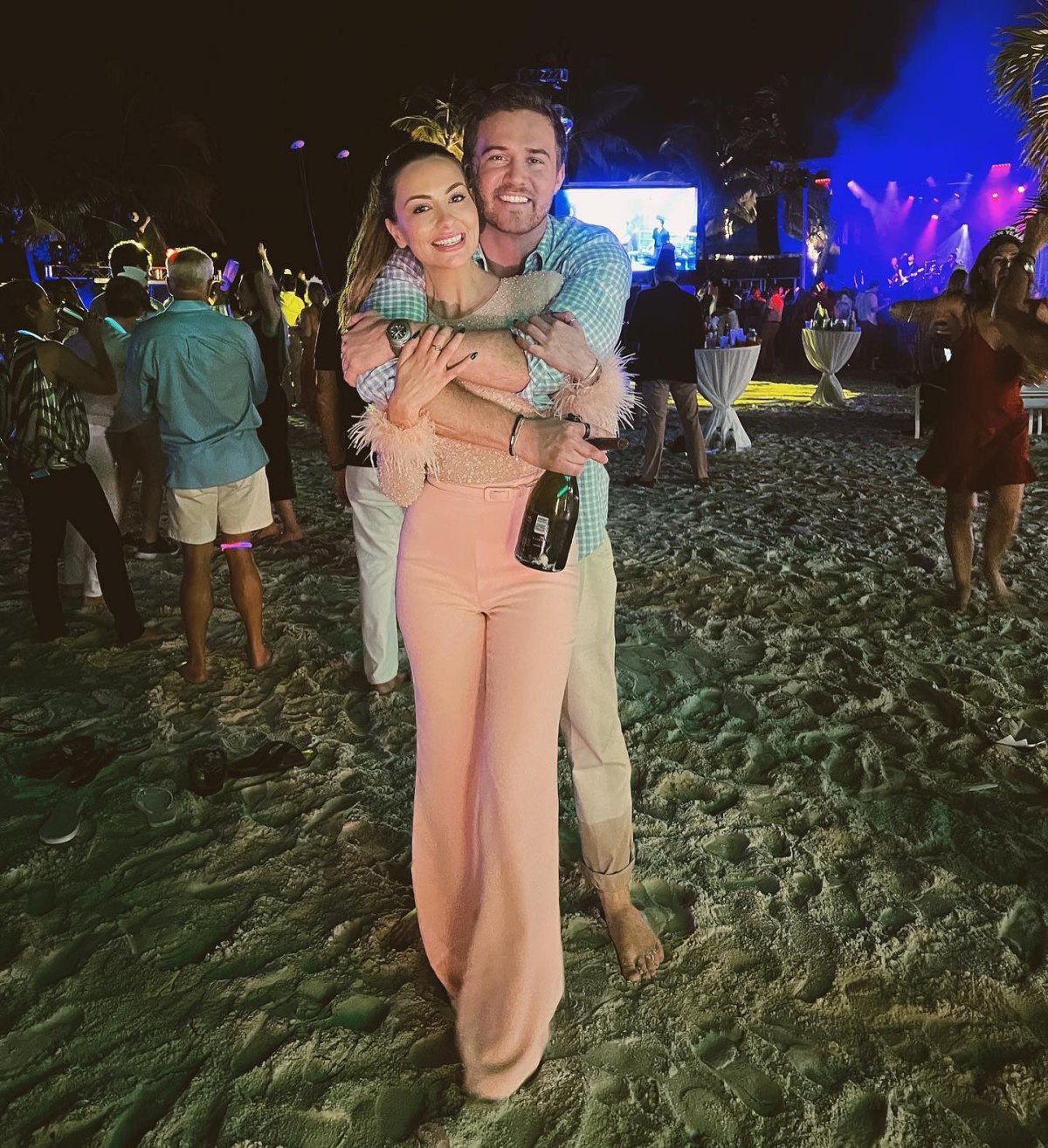 Sydney Hightower (from Pilot Pete's season) is engaged to her NFL