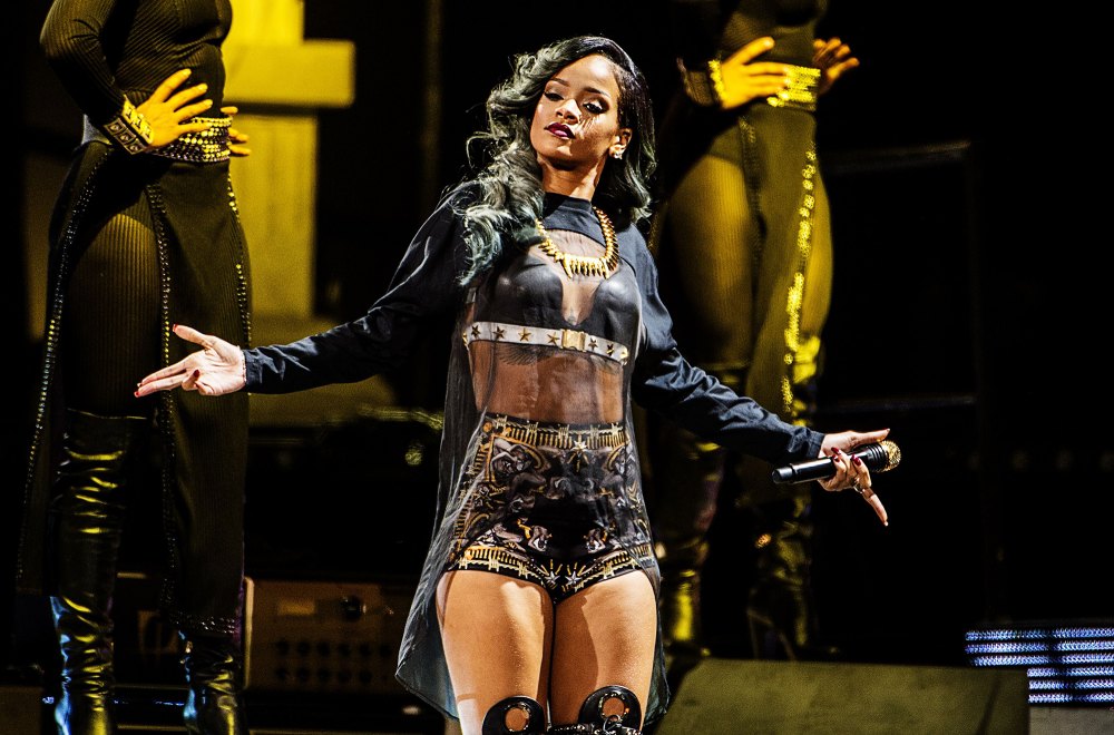 Rihanna Was Scared to Perform at Super Bowl Halftime Show: 'I Don’t Want the Pressure to Succumb Me'