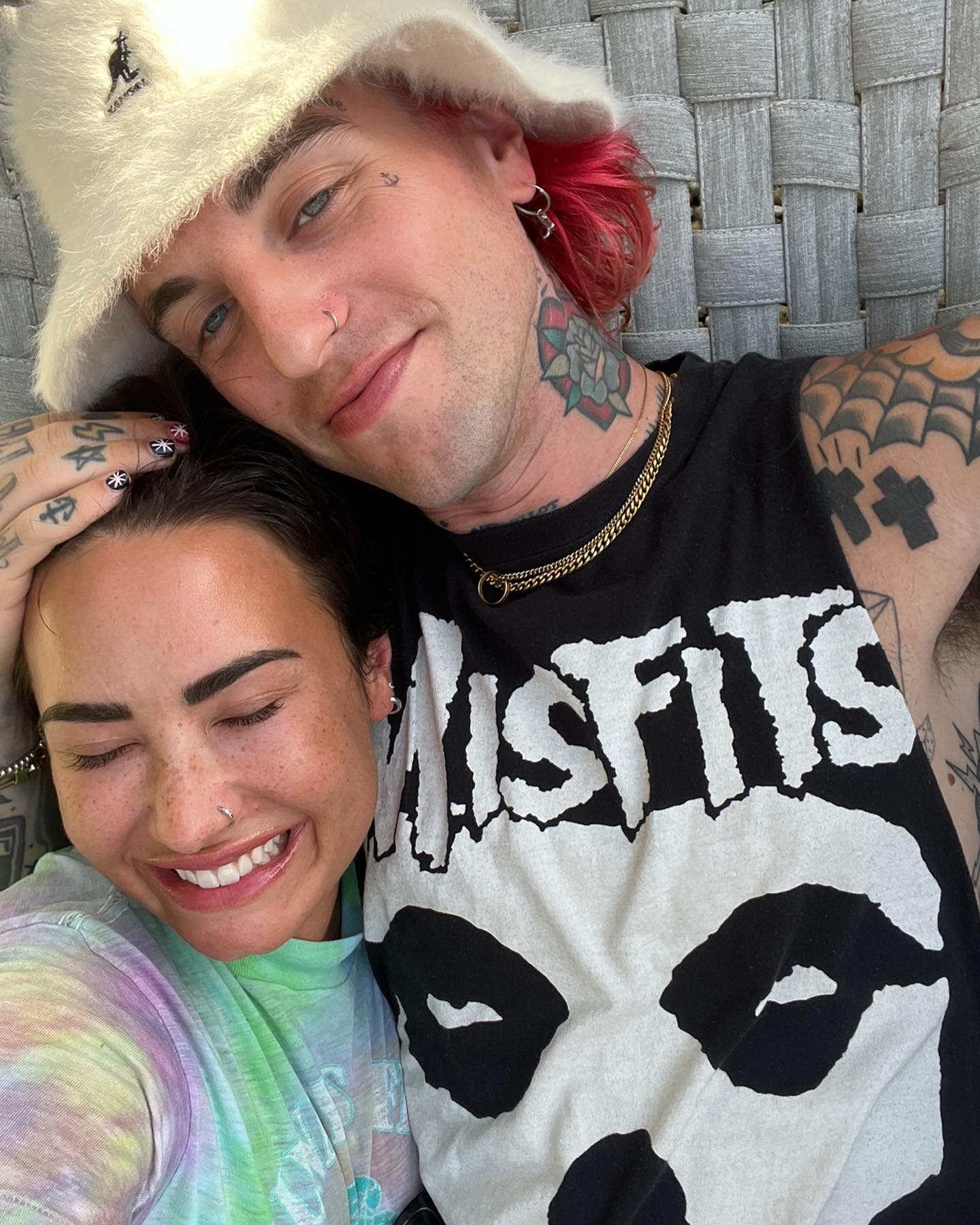 Demi Lovato se vê ‘envelhecendo’ com o noivo Jordan Lutes