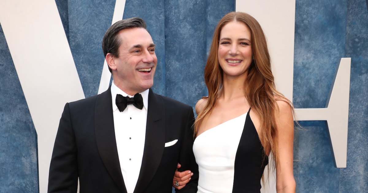 Madly in Love! Jon Hamm and Anna Osceola’s Relationship Timeline