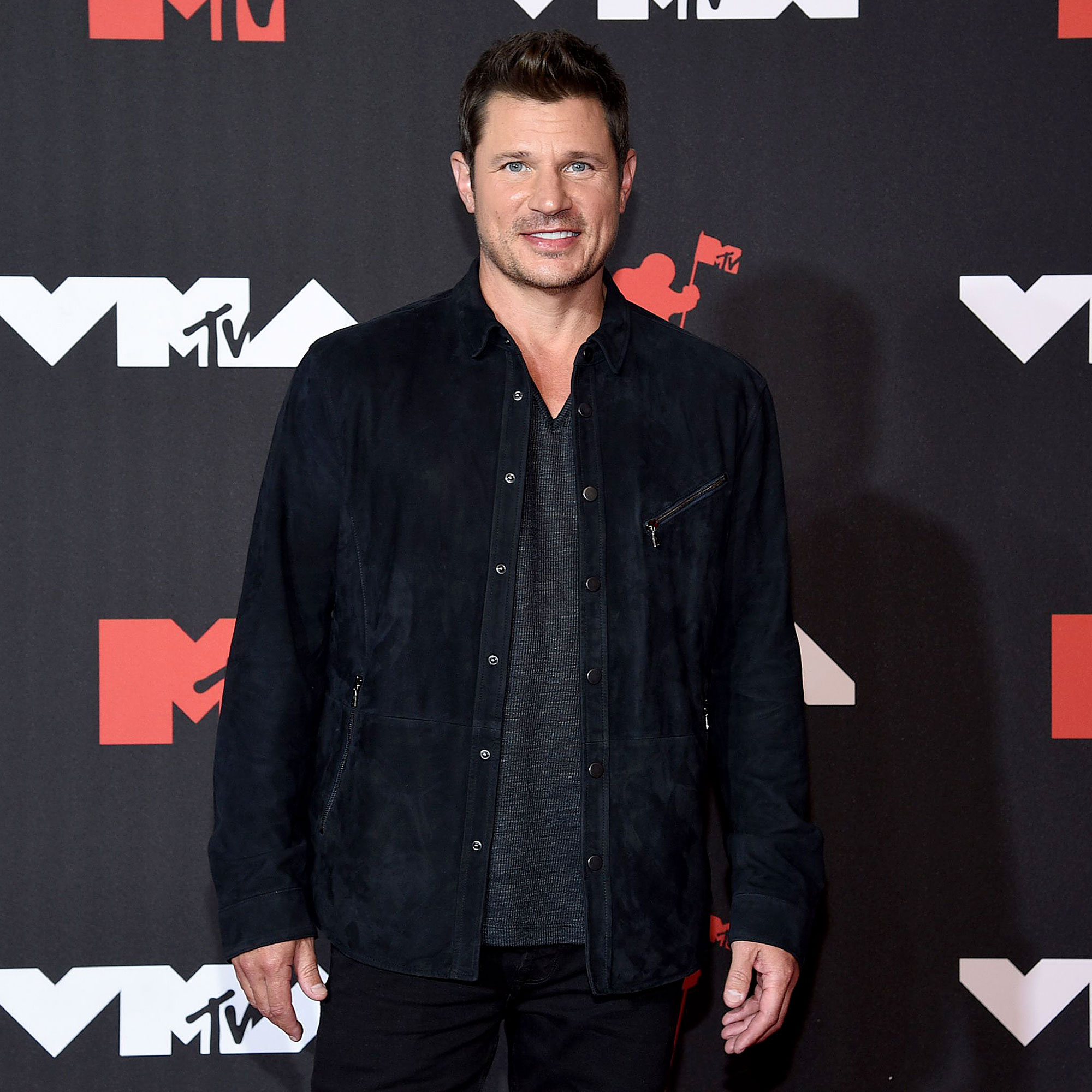 Nick Lachey Reportedly Ordered To Attend Anger Management & AA After  Incident With Paparazzi - Narcity