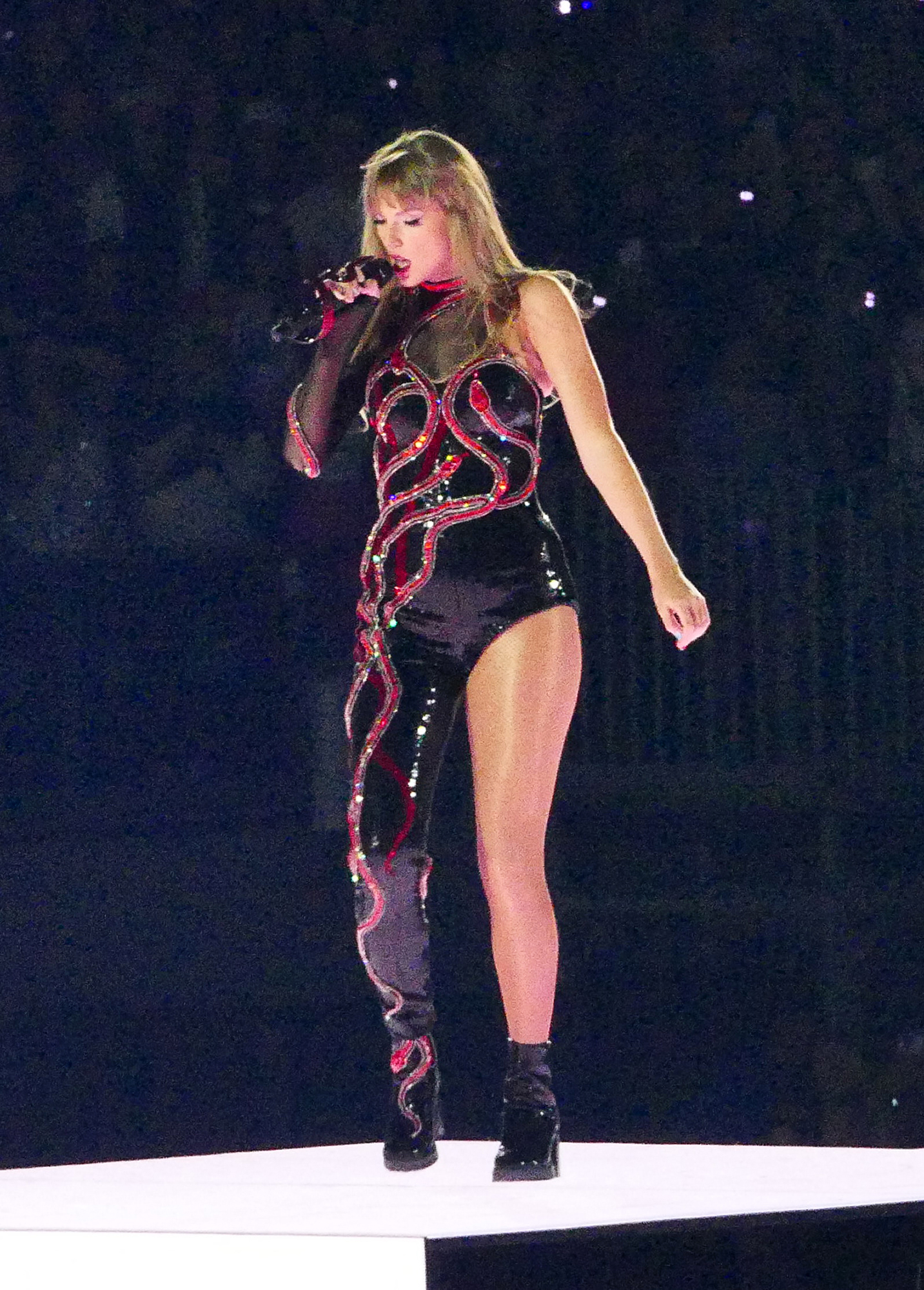 Taylor Swift S Mesmerizing Eras Tour Concert Outfits Shine Bright Exclusive Photos