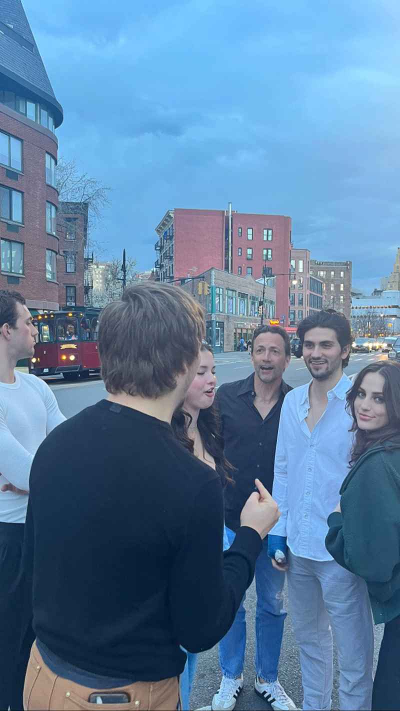 Amy Robach's Daughters Join Andrew Shue and His Sons for a Bruce Springsteen Concert After T.J. Holmes Affair - 525