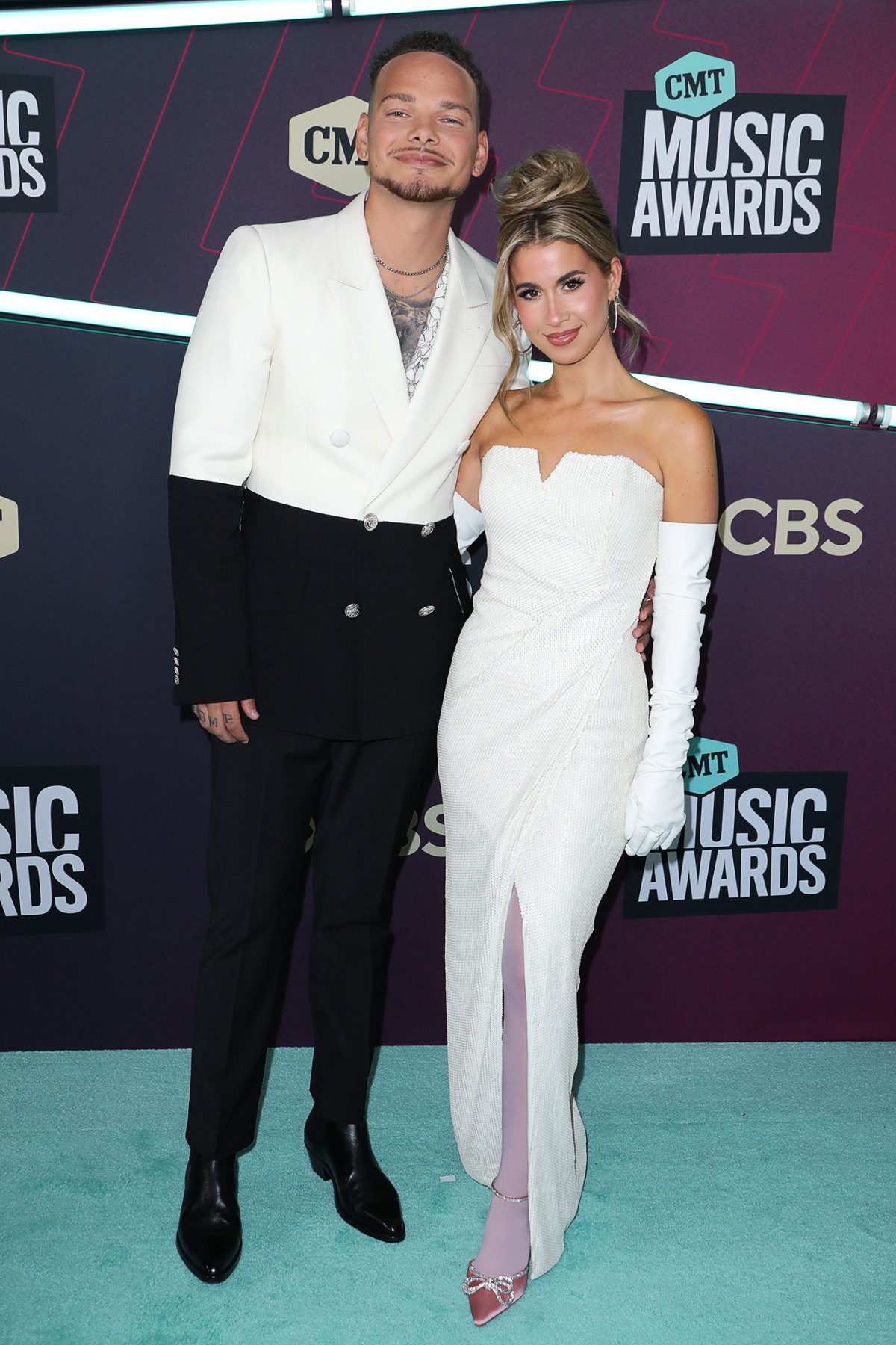 Sunday, April 2: Kelsea Ballerini and Kane Brown Host the 2023 CMT Music  Awards