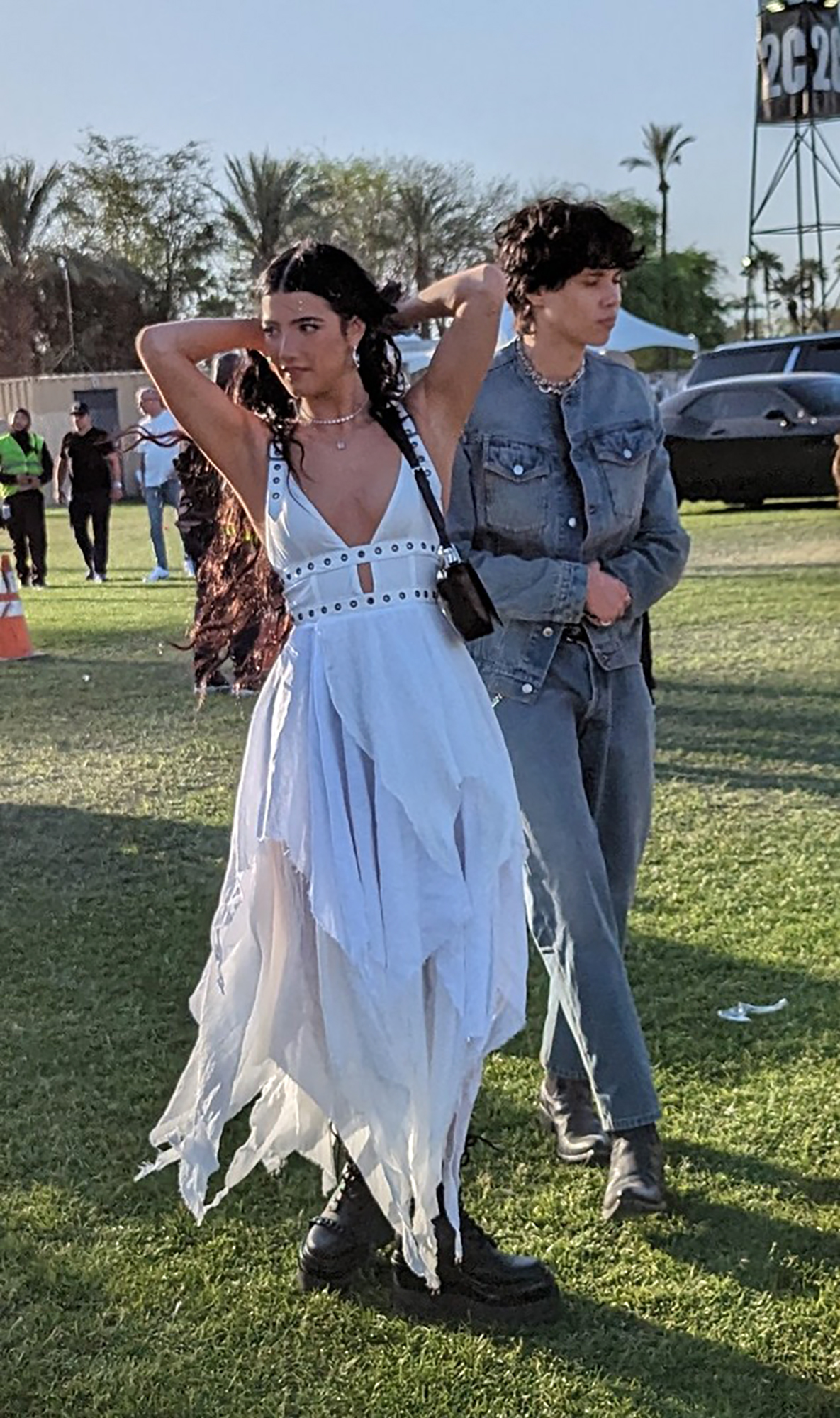 COACHELLA 🎡 #tb looks! 1,2,3,4 or 5? #coachella #coachellaoutfit