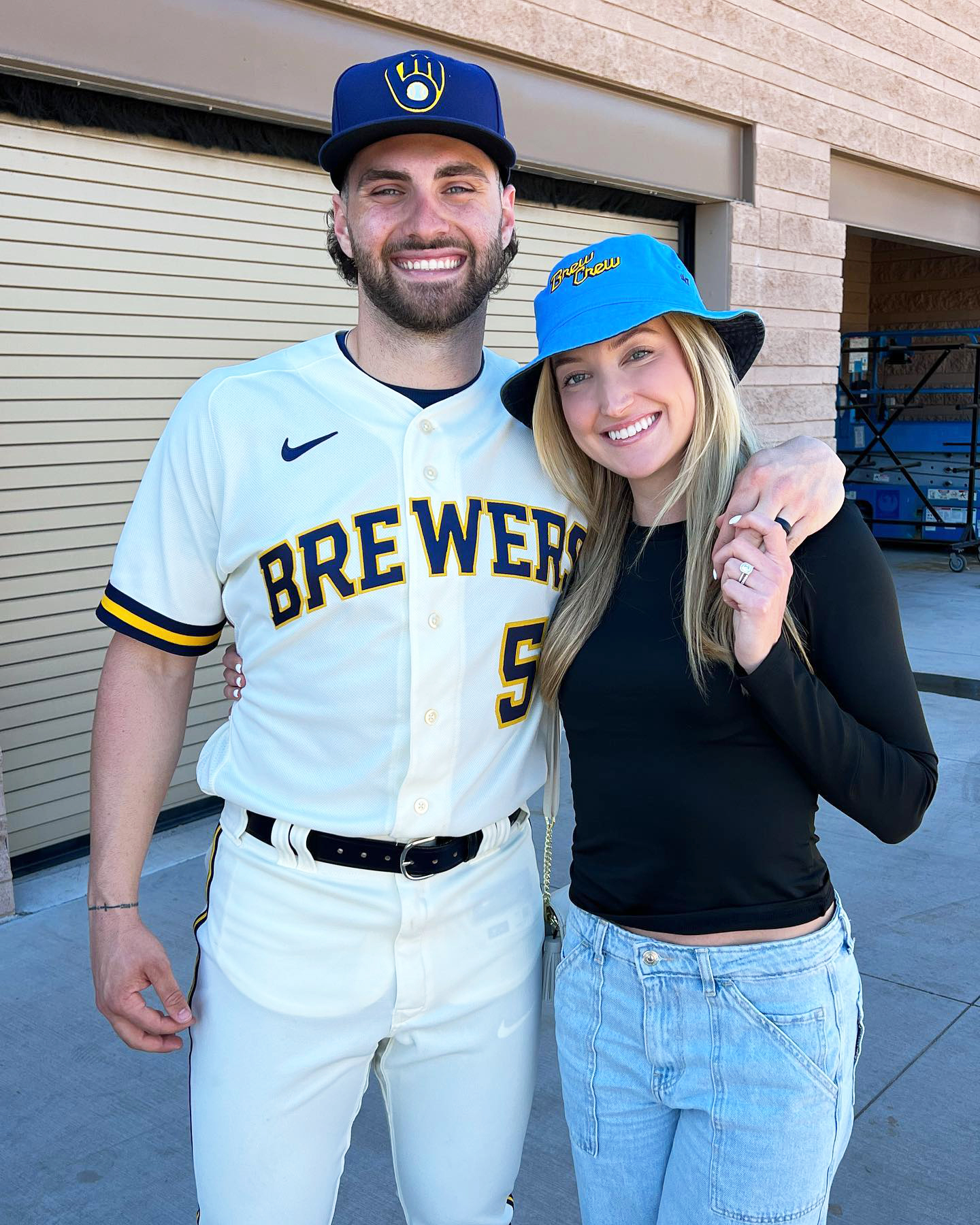 Brewers' Garrett Mitchell engaged to Oregon star Haley Cruse