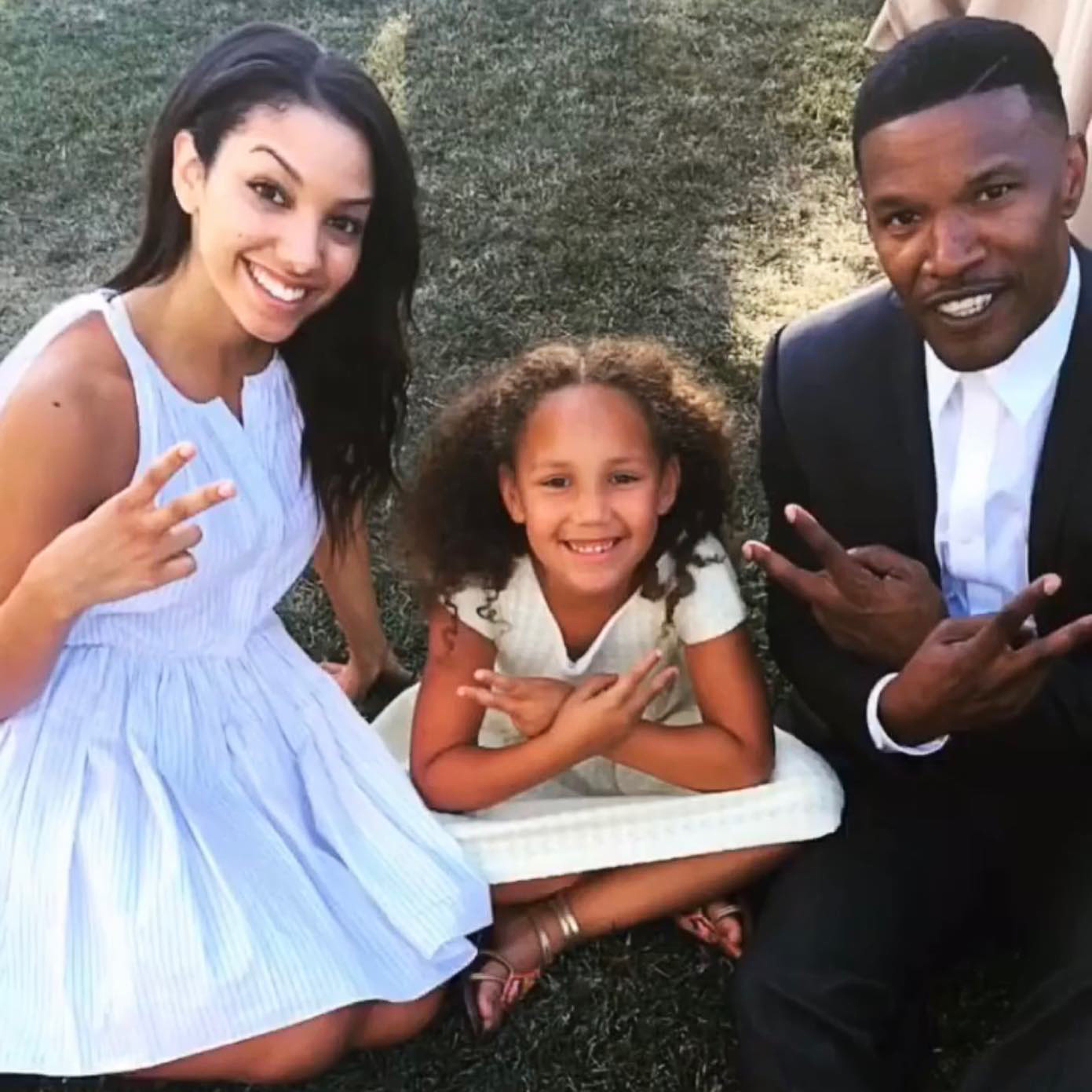 ช่วงเวลาที่หอมหวานที่สุดของ Jamie Foxx กับลูกสาว Corinne และ Anelise: ภาพถ่าย