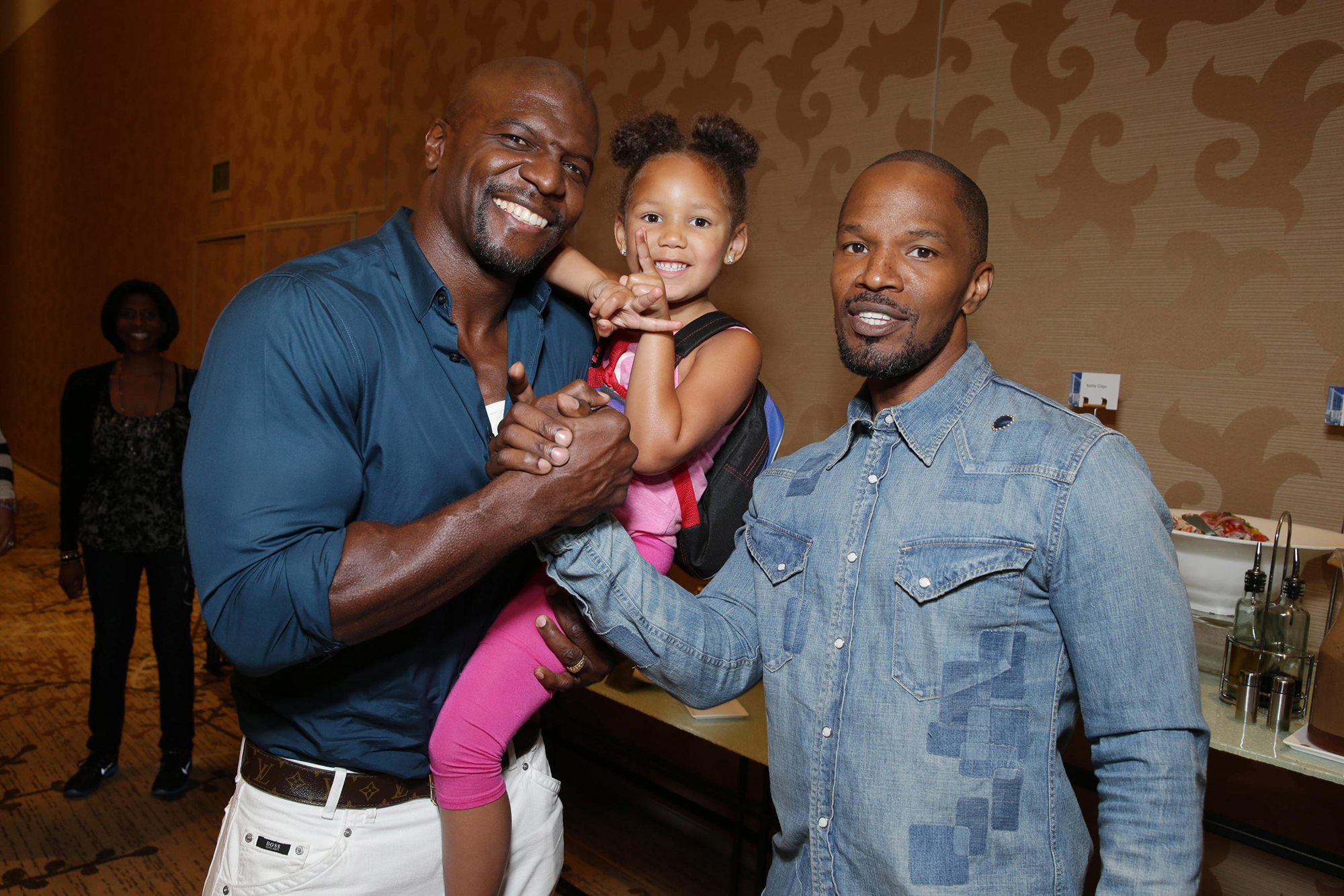 ช่วงเวลาที่หอมหวานที่สุดของ Jamie Foxx กับลูกสาว Corinne และ Anelise: ภาพถ่าย