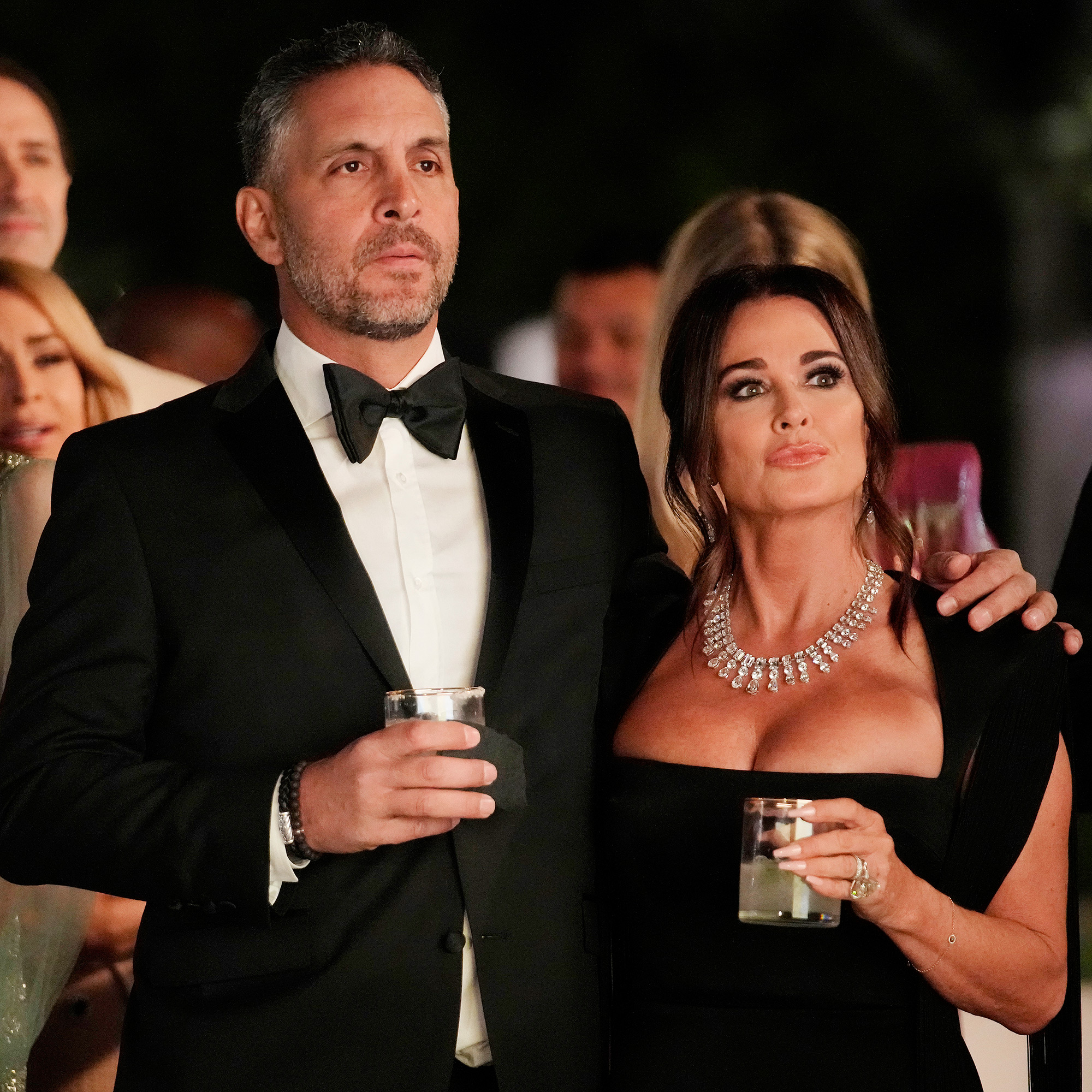 Kyle Richards Husband Mauricio Umansky Discusses Split Rumors Us Weekly   Kyle Richards Husband Mauricio Umansky Cheating Rumors Get Brought Up On RHOBH Season 13 2 