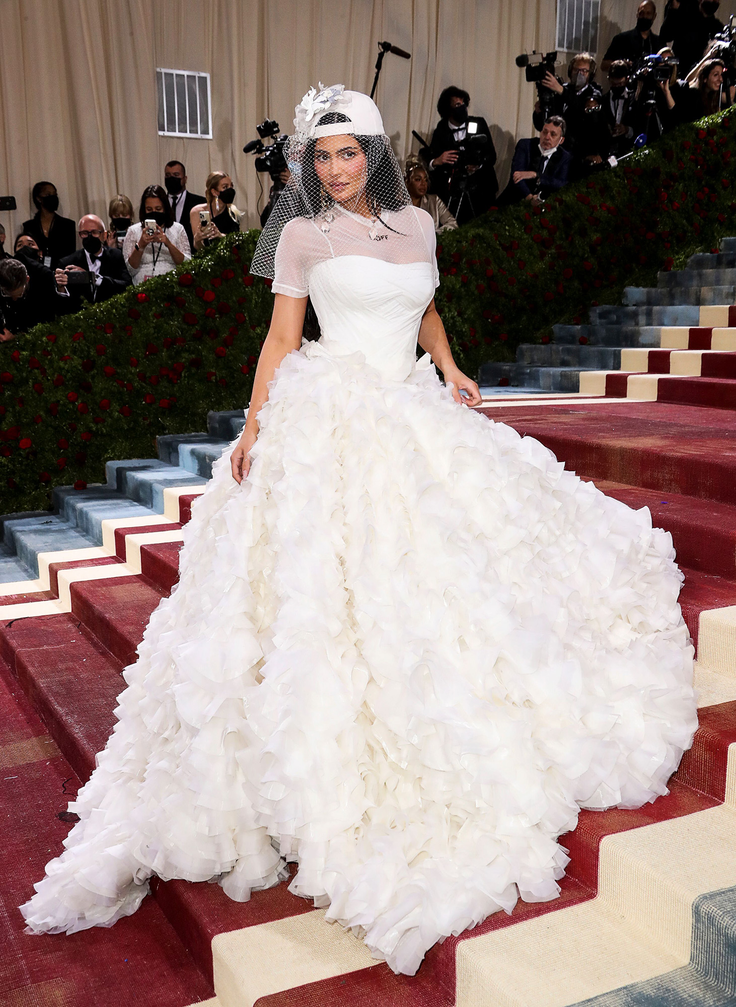 Kylie jenner met gala 2018 dress sale